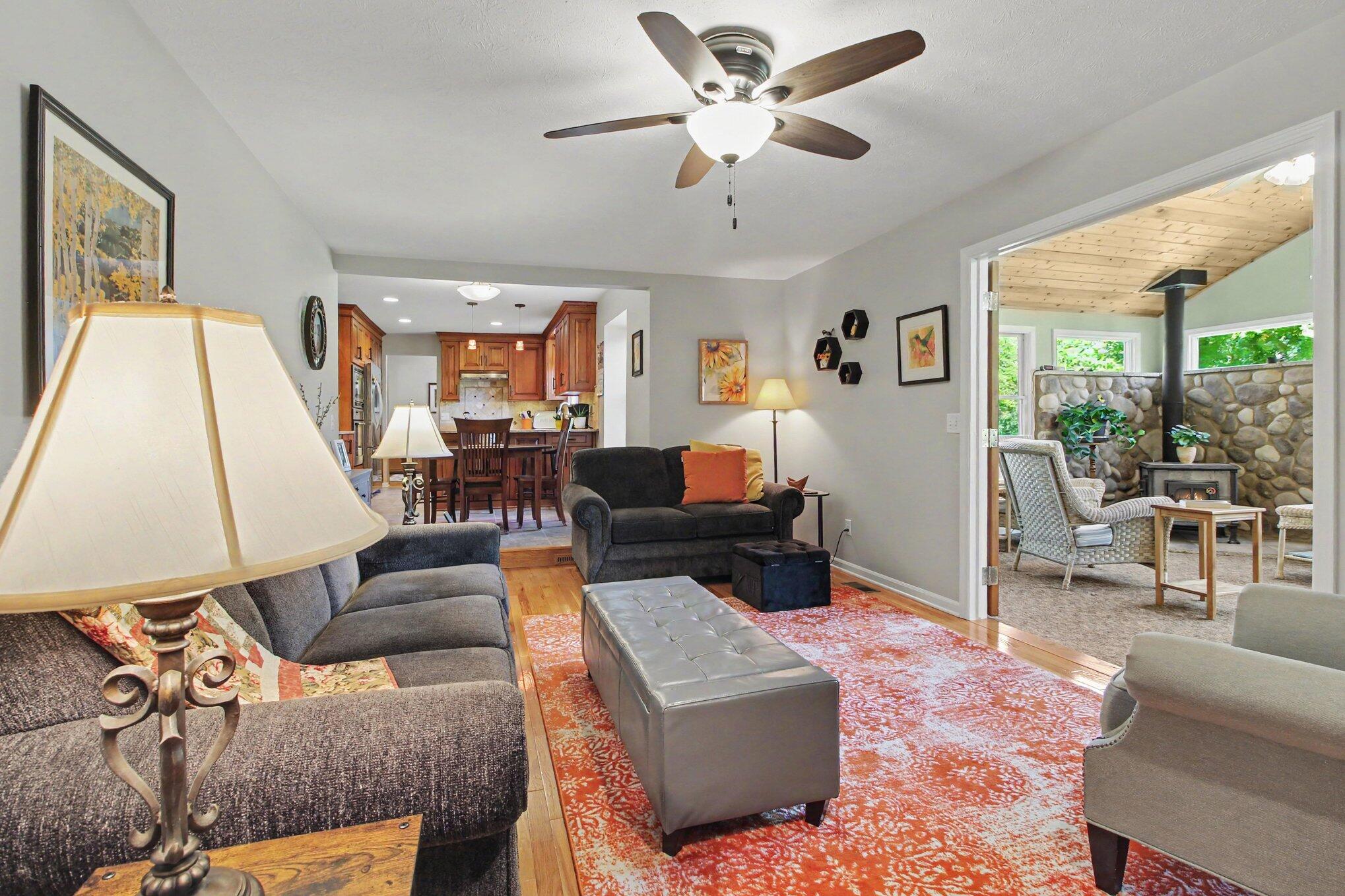 2603 Lone Oak Drive Property Photo 15