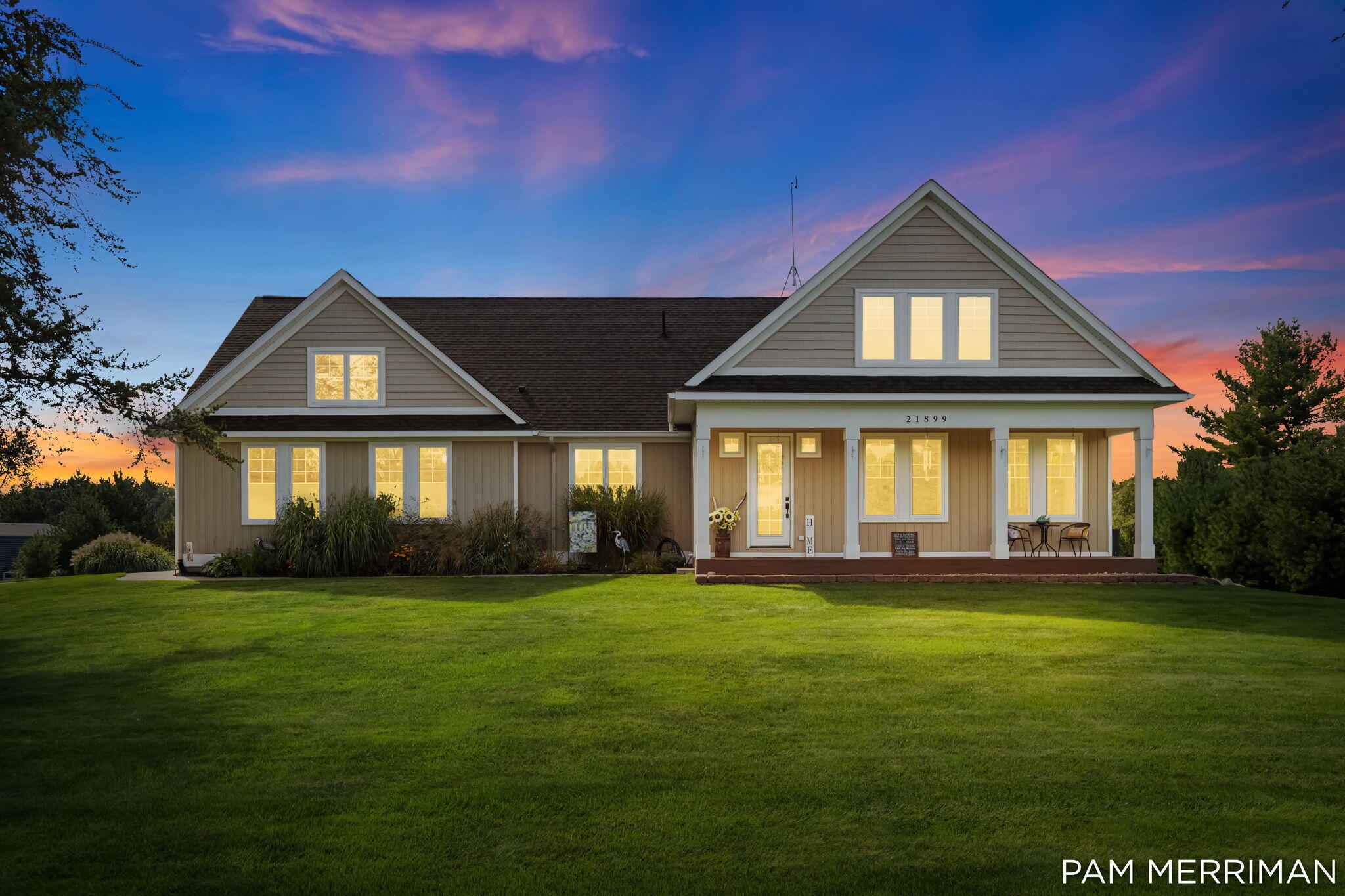 21899 Hilltop Circle Property Photo 1