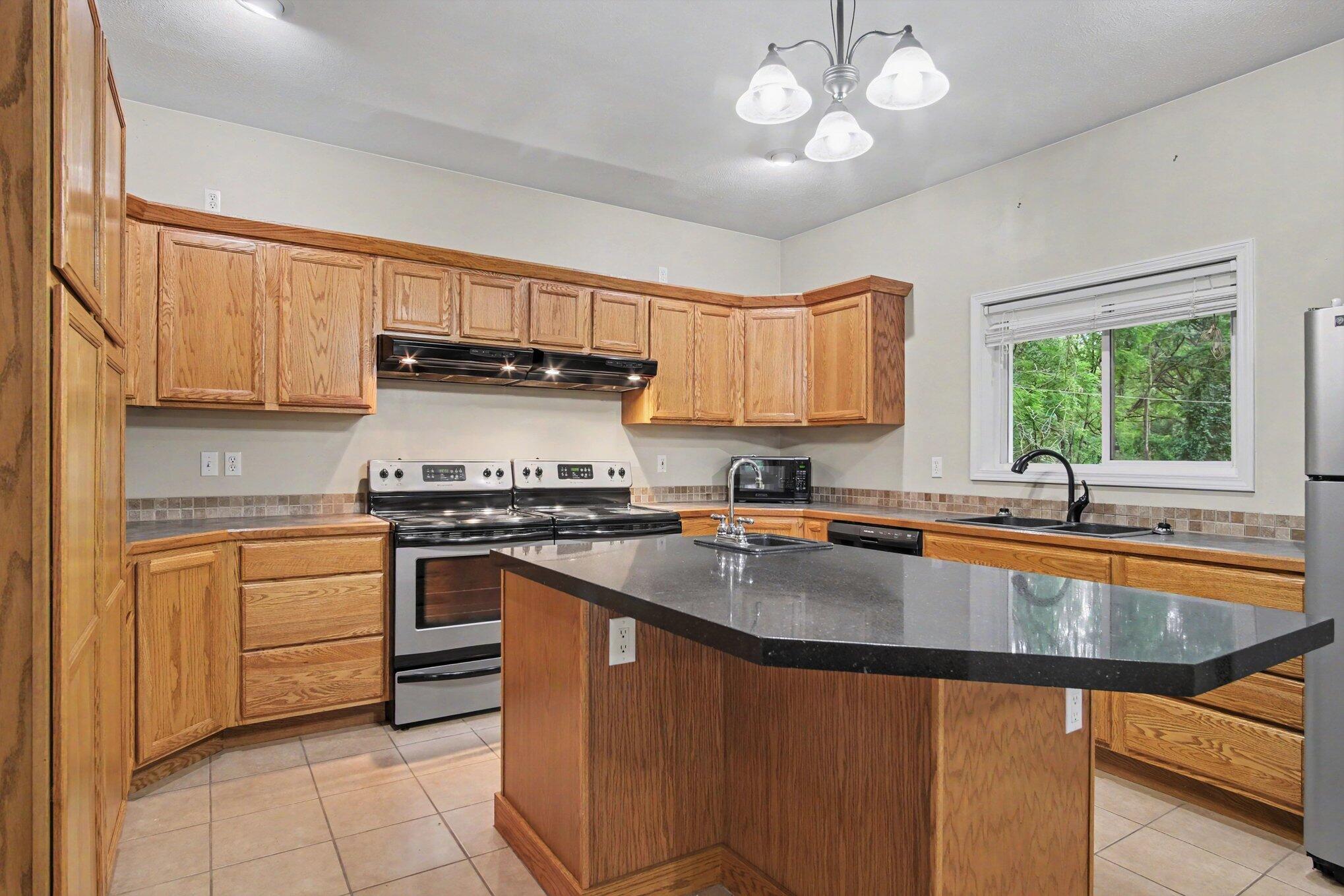 5171 Bancroft Avenue Se Property Photo 8