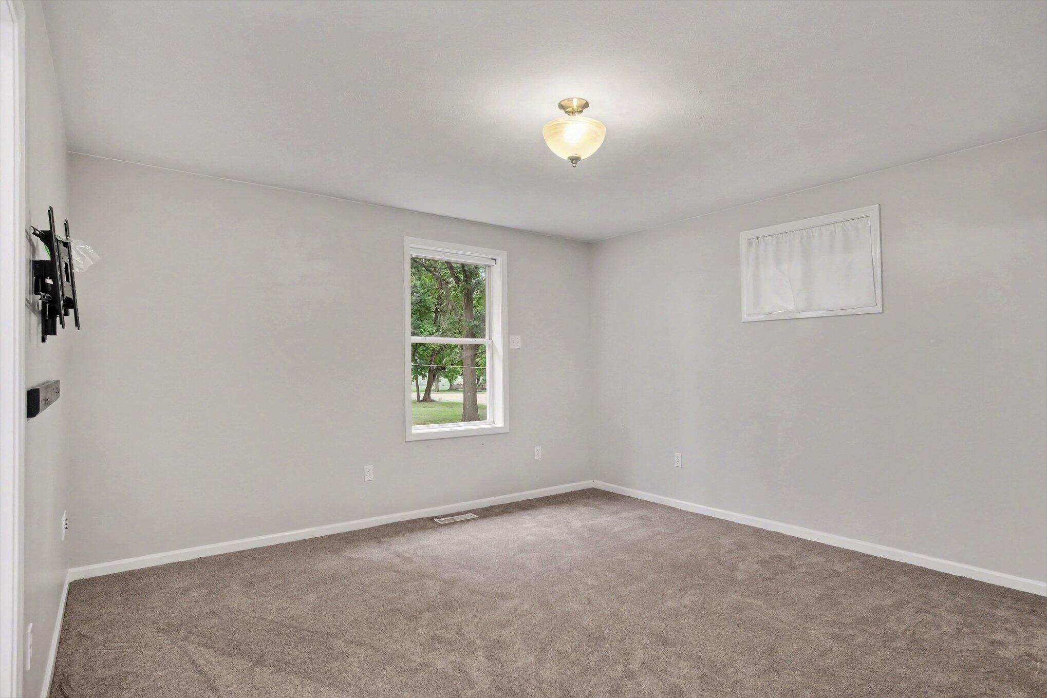 5171 Bancroft Avenue Se Property Photo 17