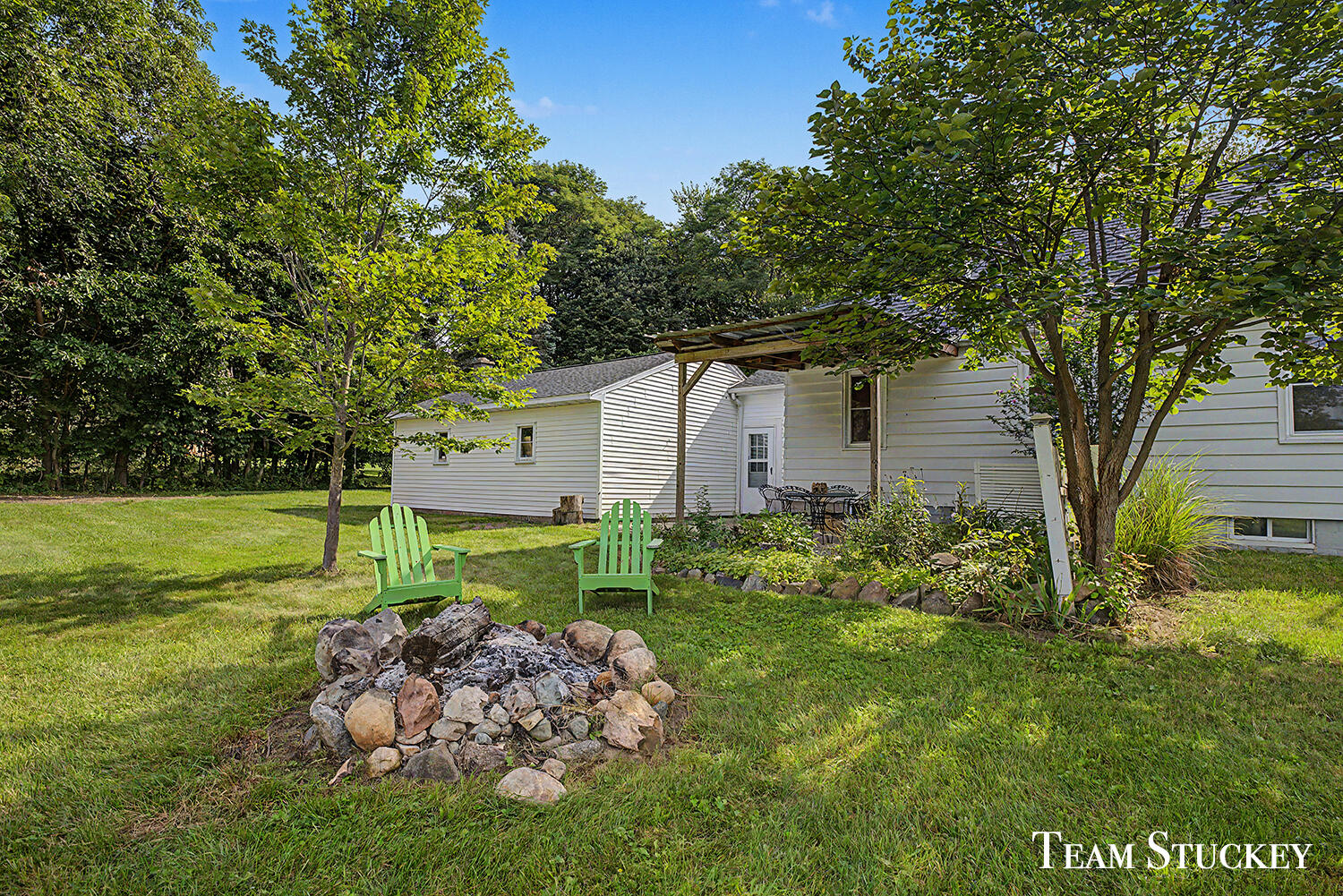 7861 Cannonsburg Road Ne Property Photo 8
