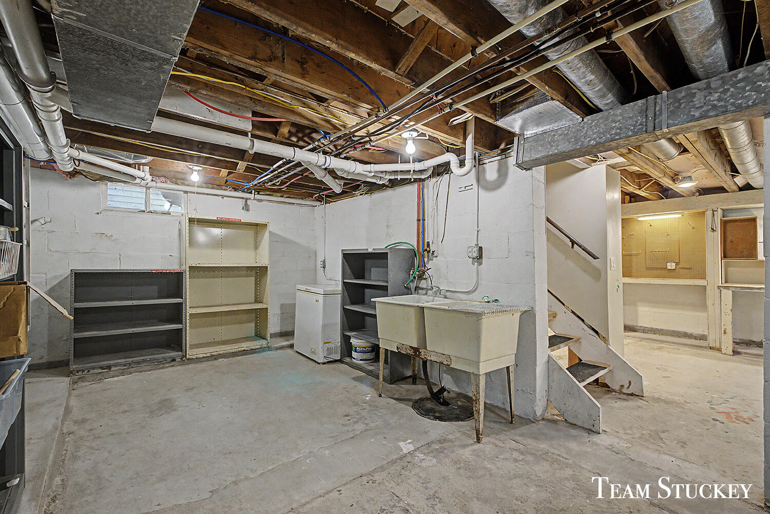 7861 Cannonsburg Road Ne Property Photo 34