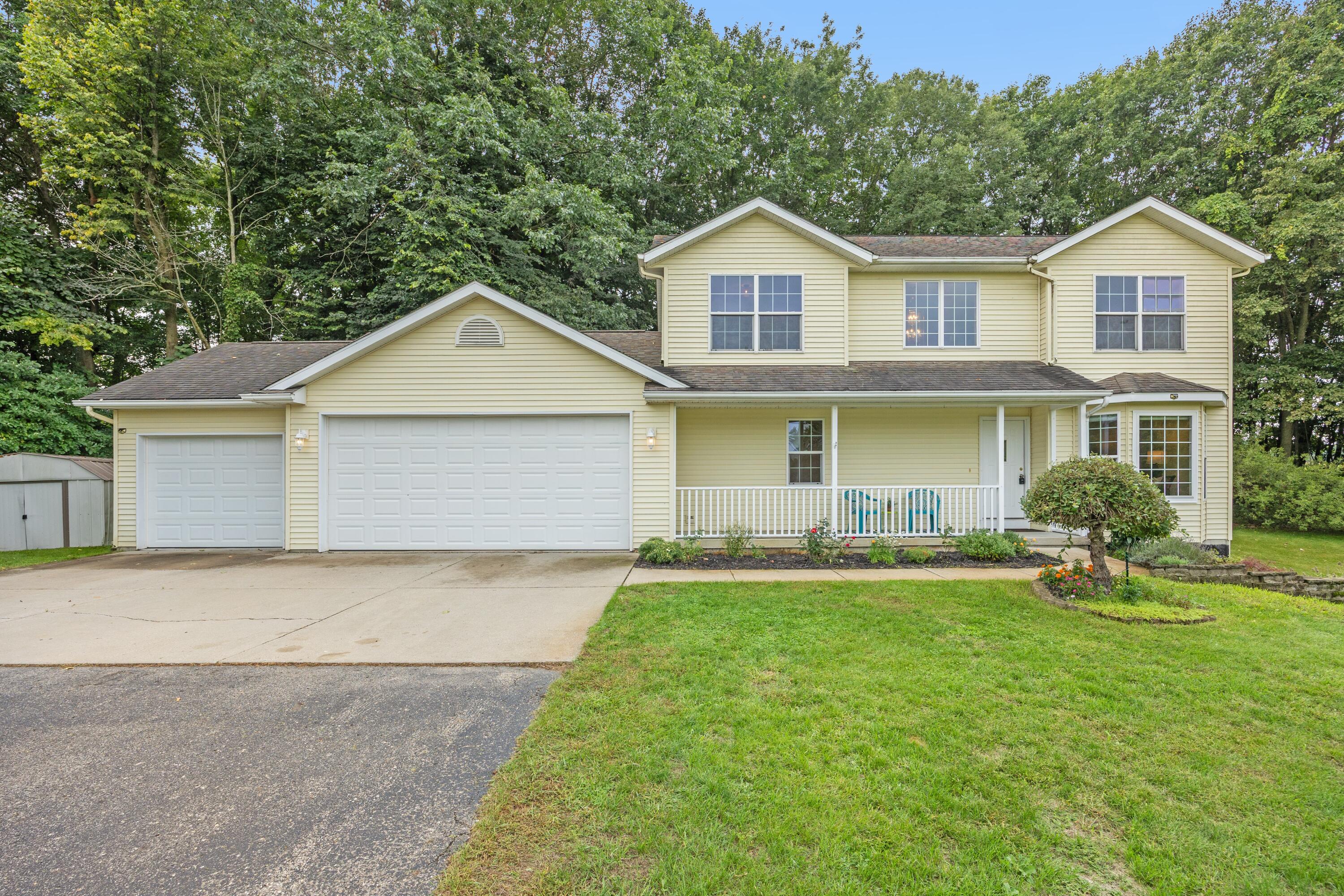 10169 Meadowgate Drive Ne Property Photo 1