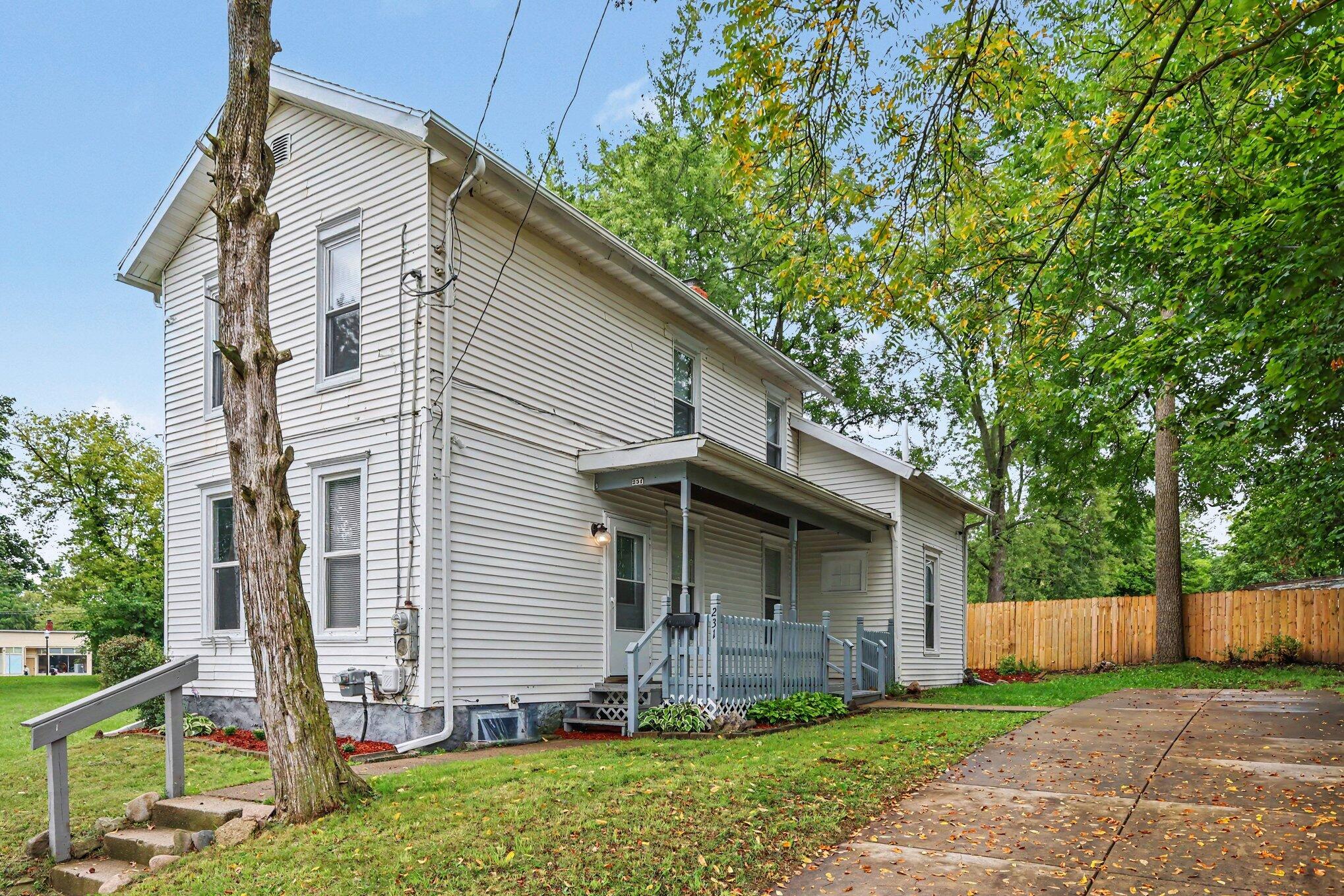 231 W Biddle Street Property Photo 1