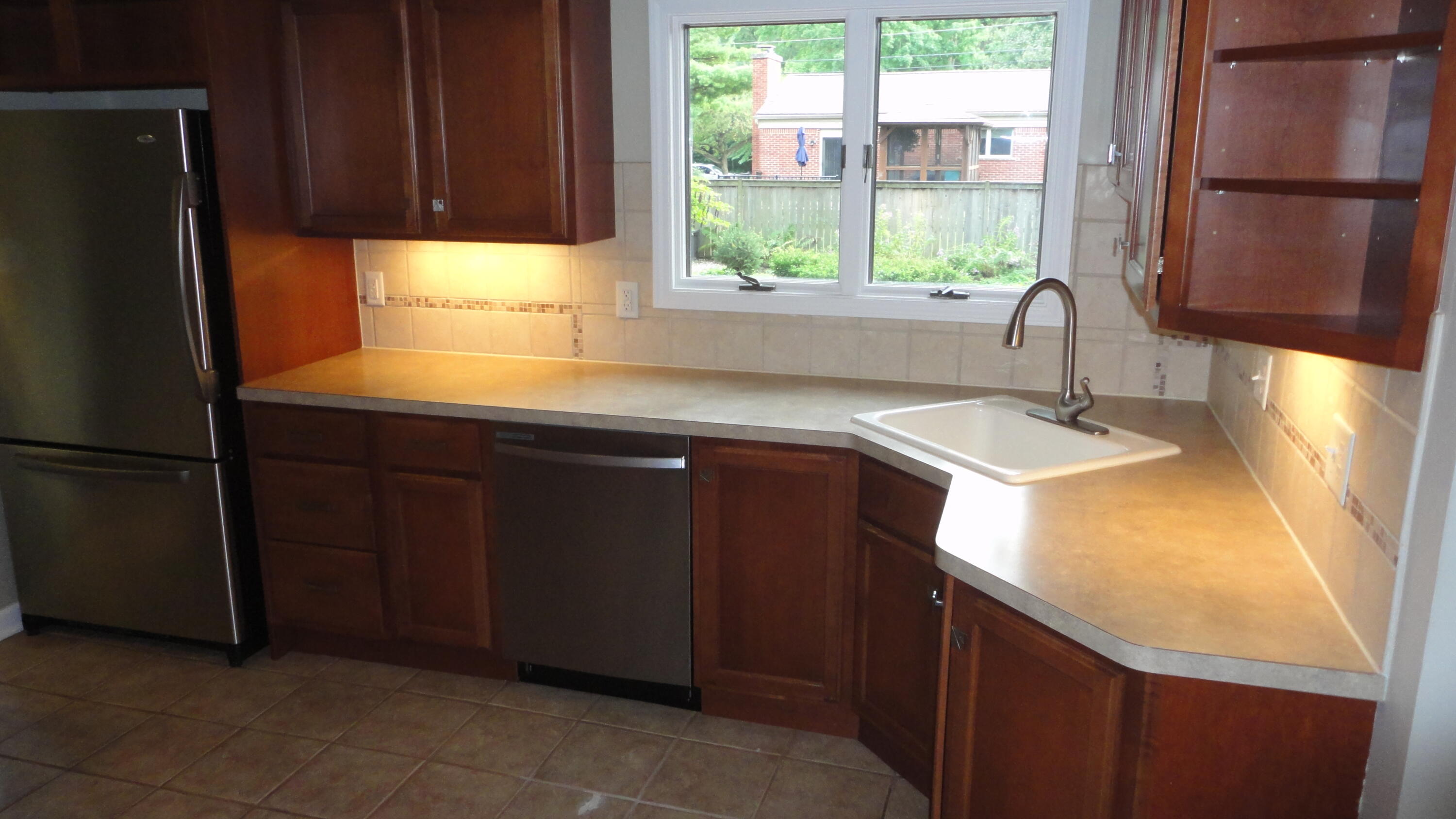 674 Canterbury Drive Property Photo 18