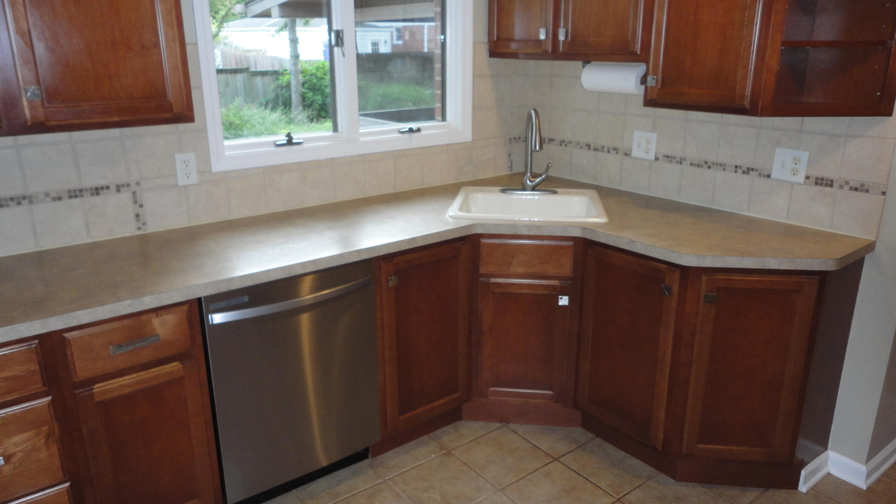 674 Canterbury Drive Property Photo 21