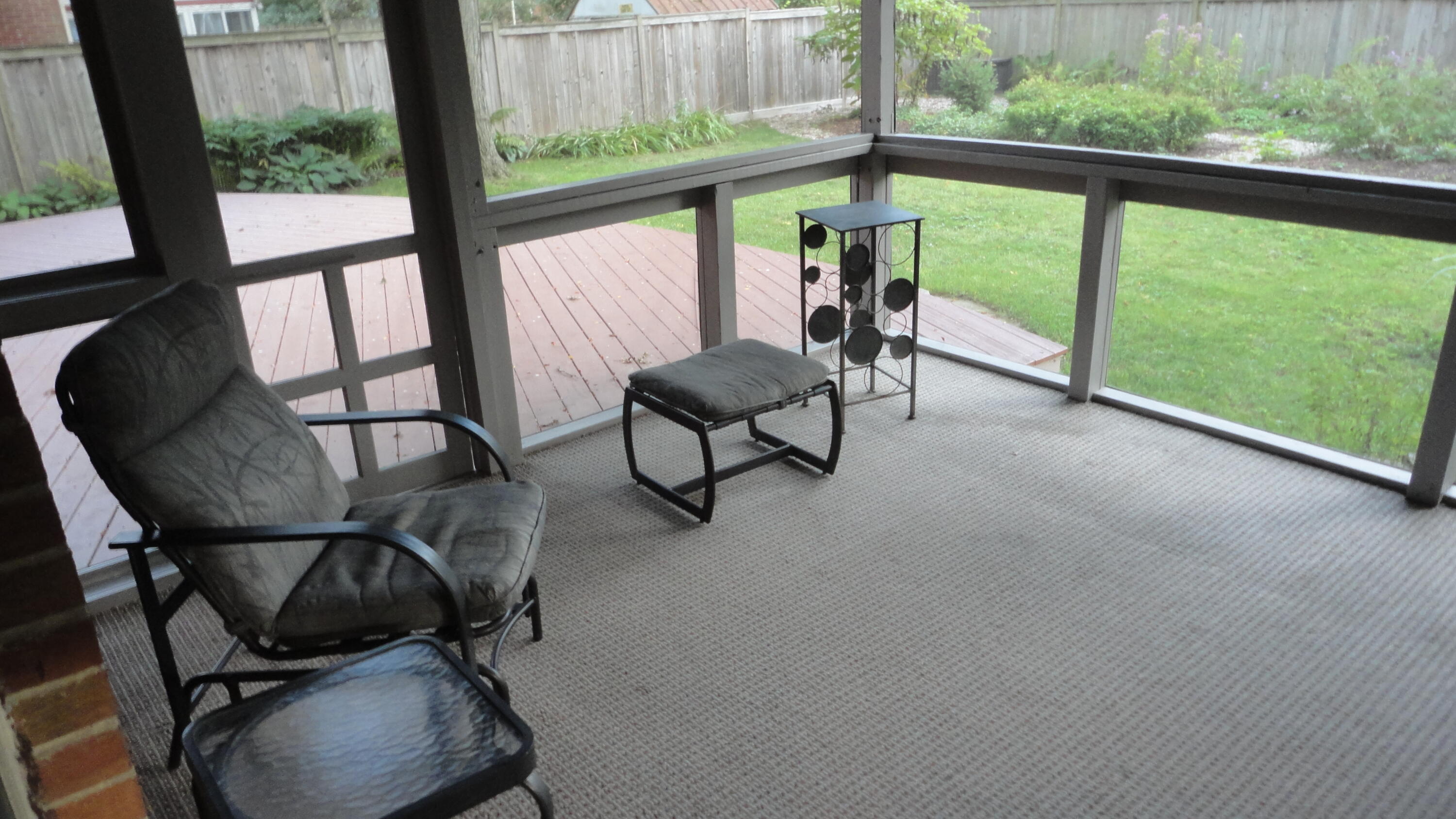 674 Canterbury Drive Property Photo 26