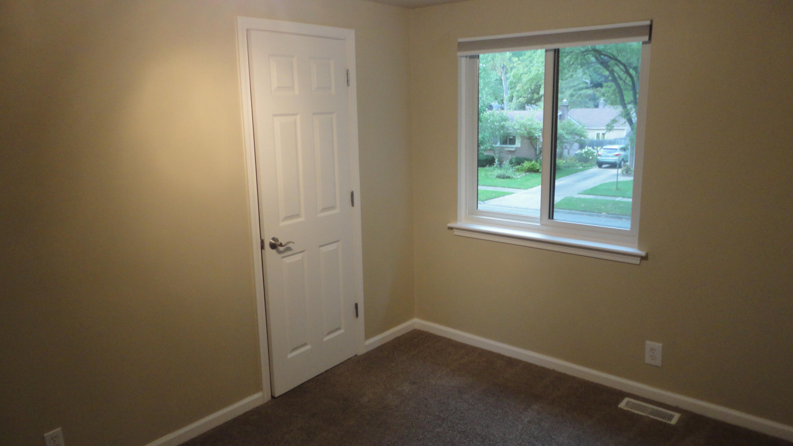 674 Canterbury Drive Property Photo 37