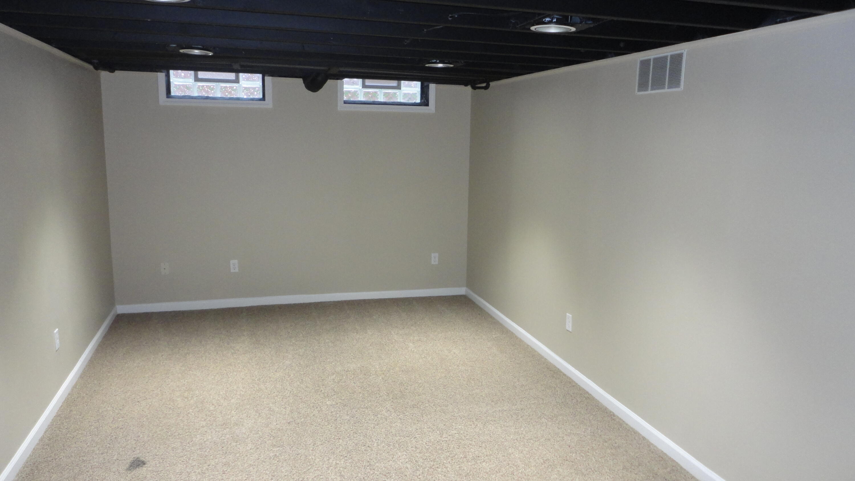 674 Canterbury Drive Property Photo 42