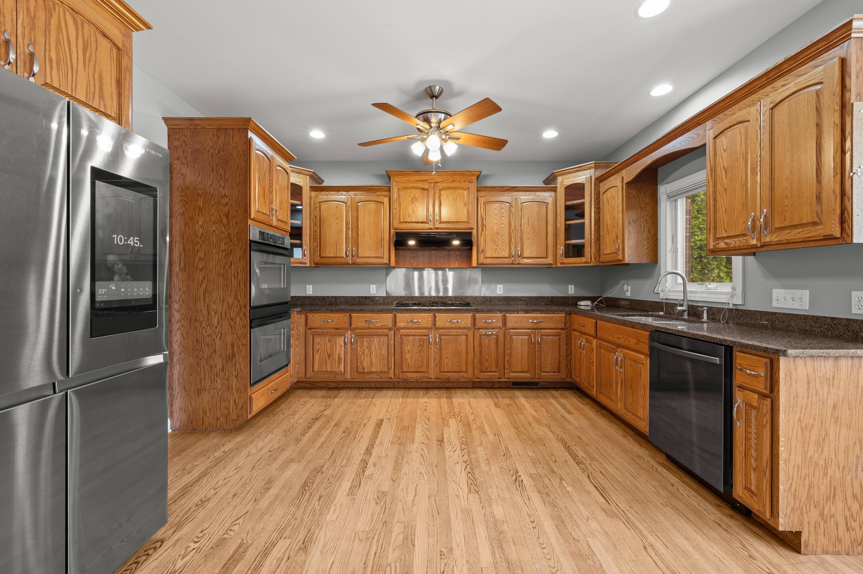 5036 Shoreview Drive Property Photo 17