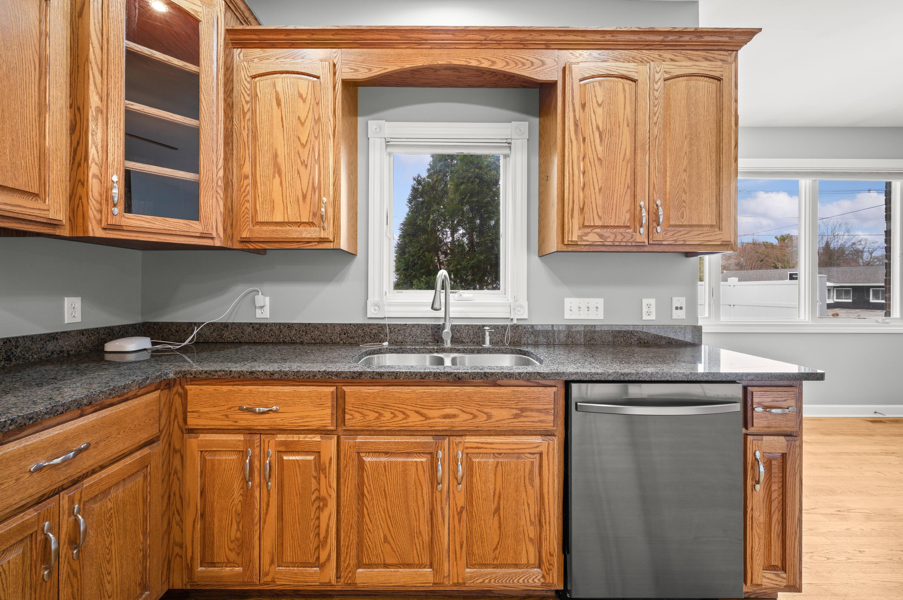 5036 Shoreview Drive Property Photo 19