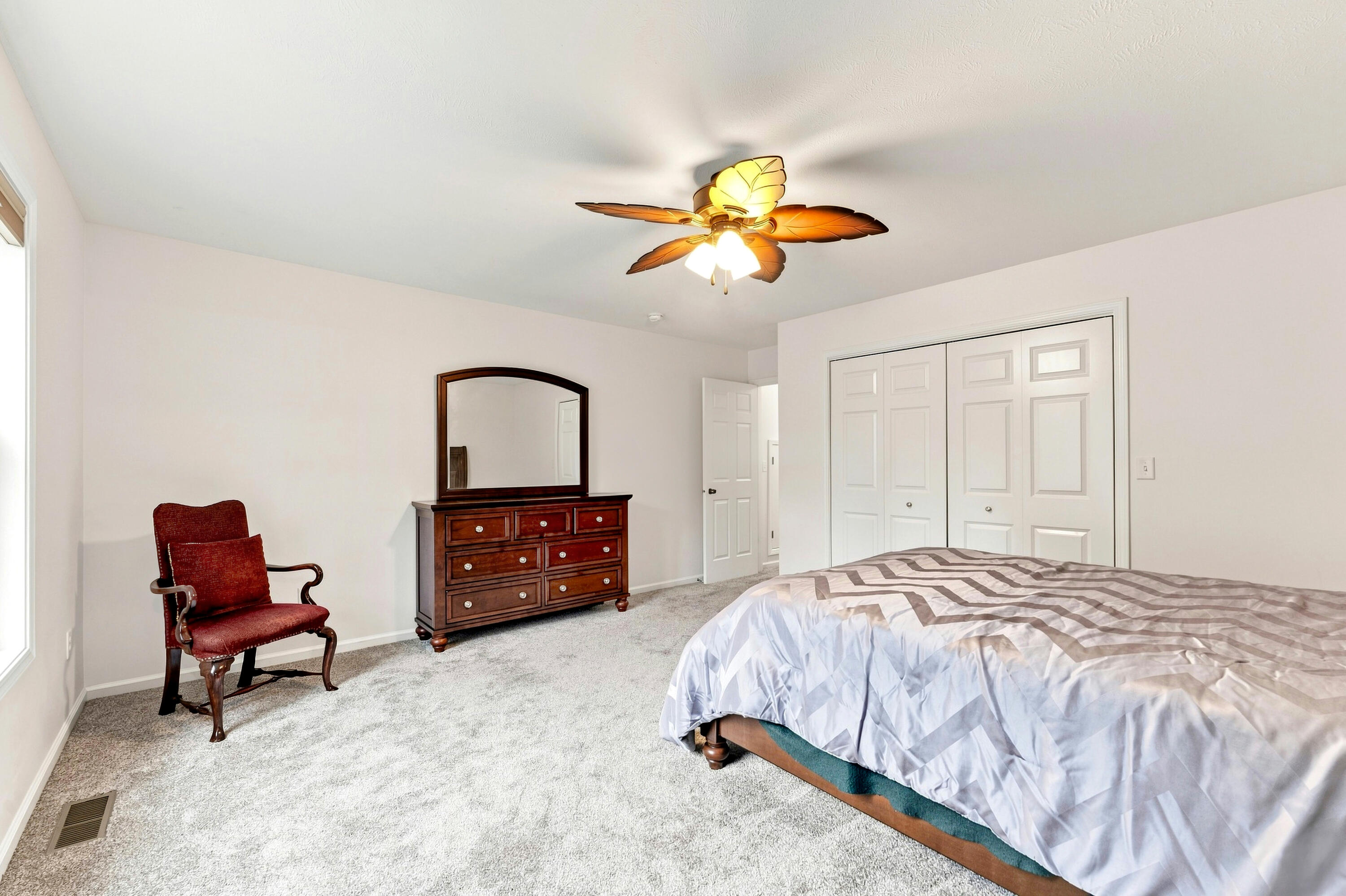 157 Silverbrook Avenue Property Photo 20