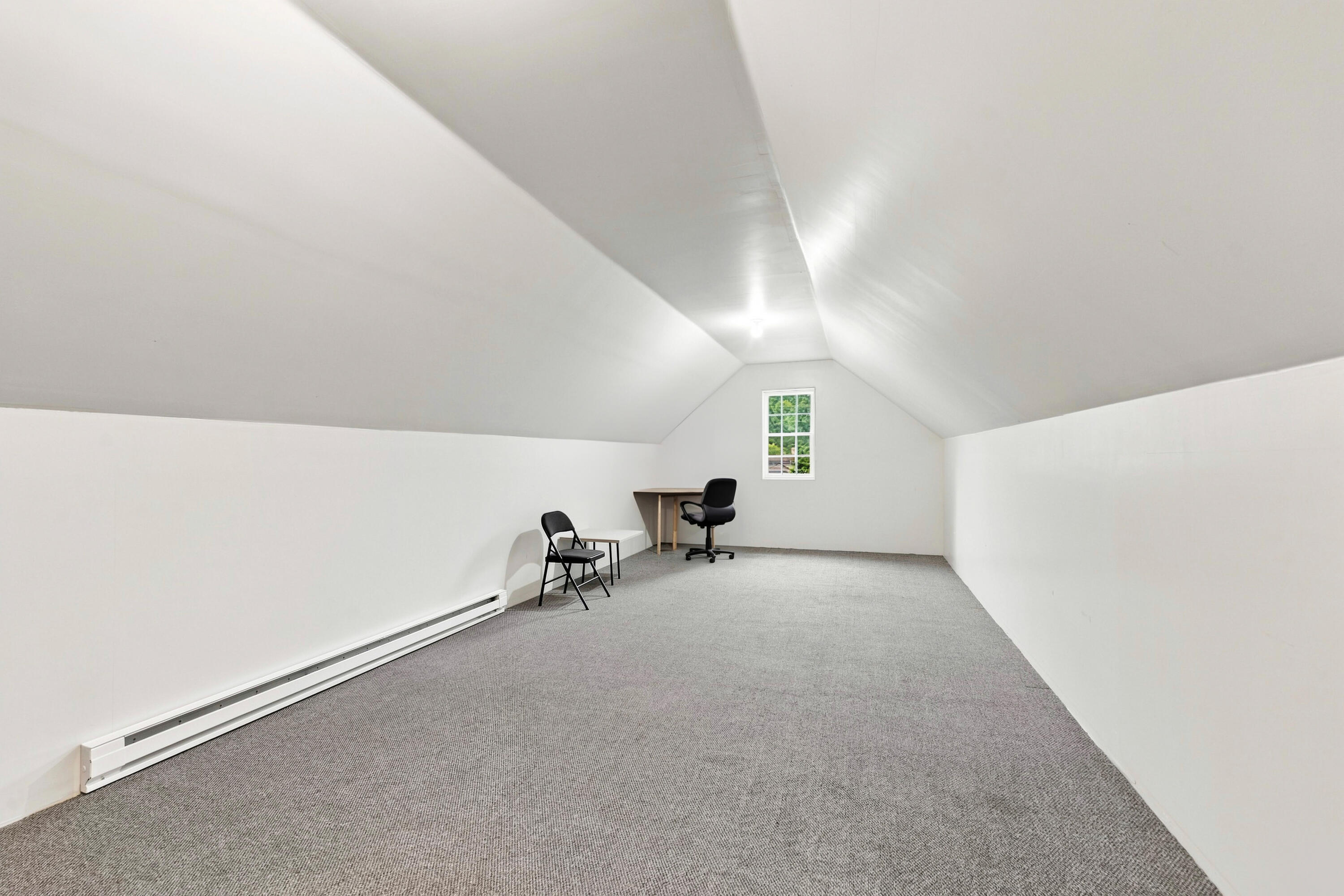 157 Silverbrook Avenue Property Photo 22