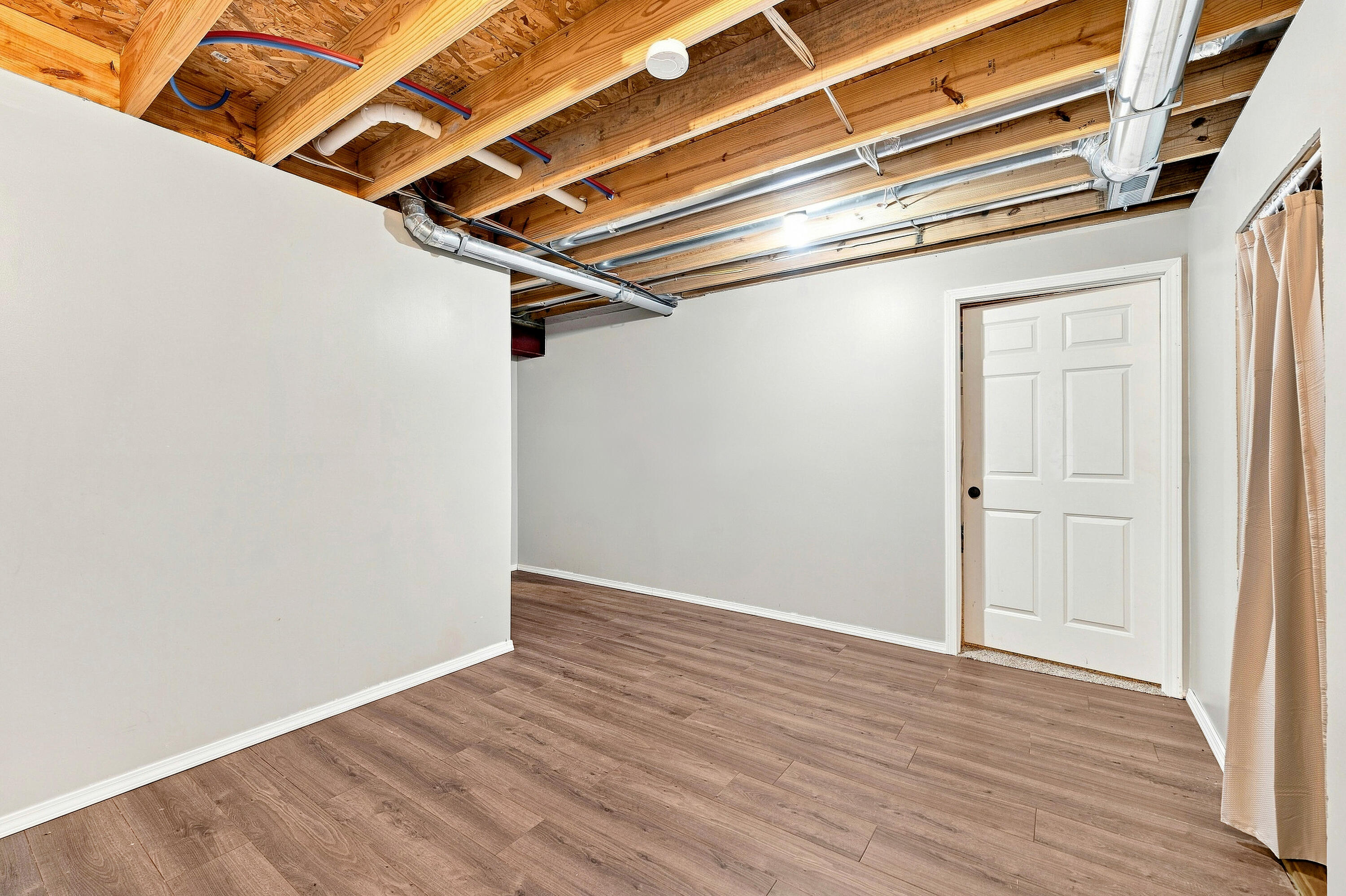 157 Silverbrook Avenue Property Photo 29