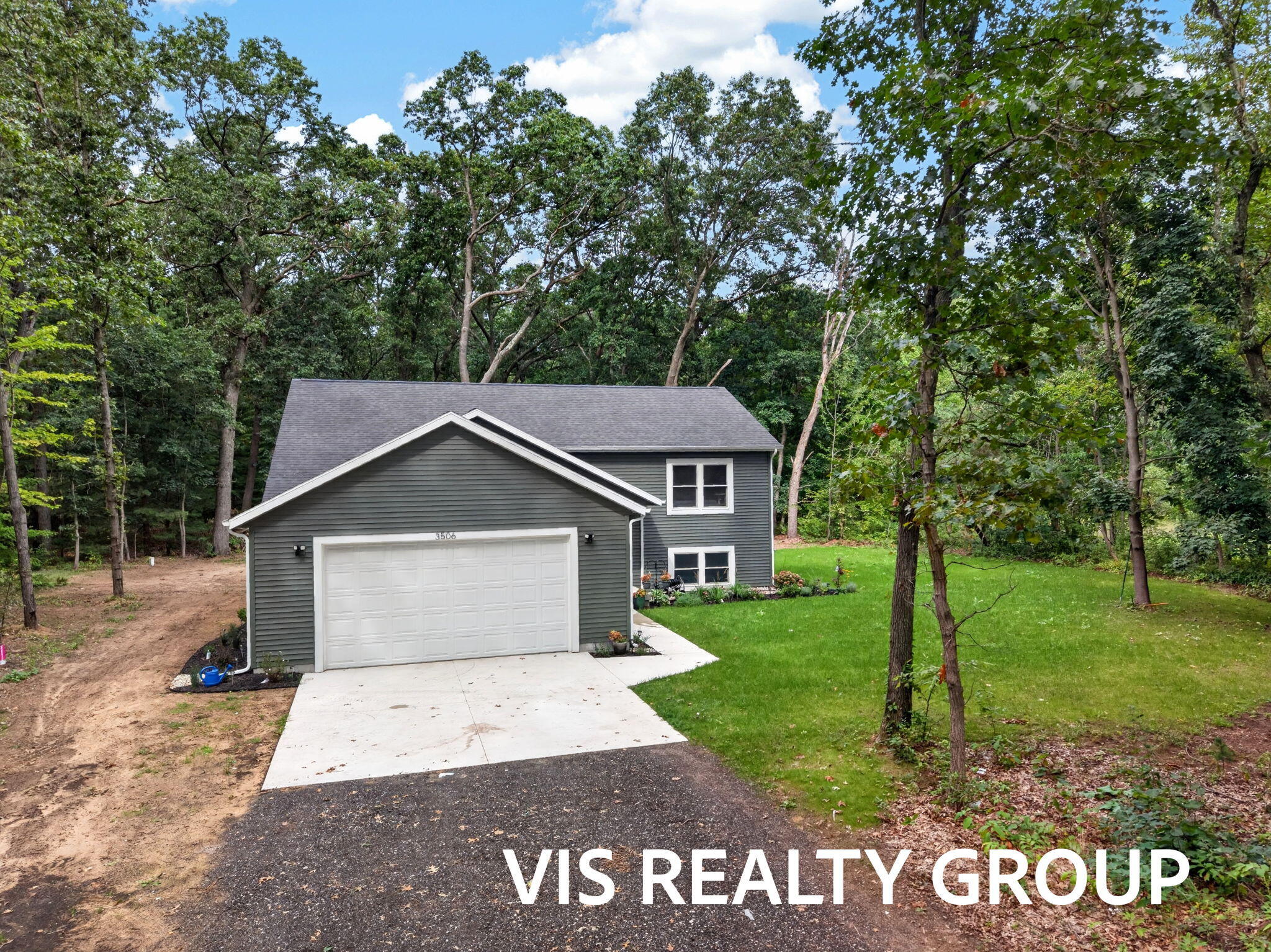 3506 Hall Road Property Photo 1