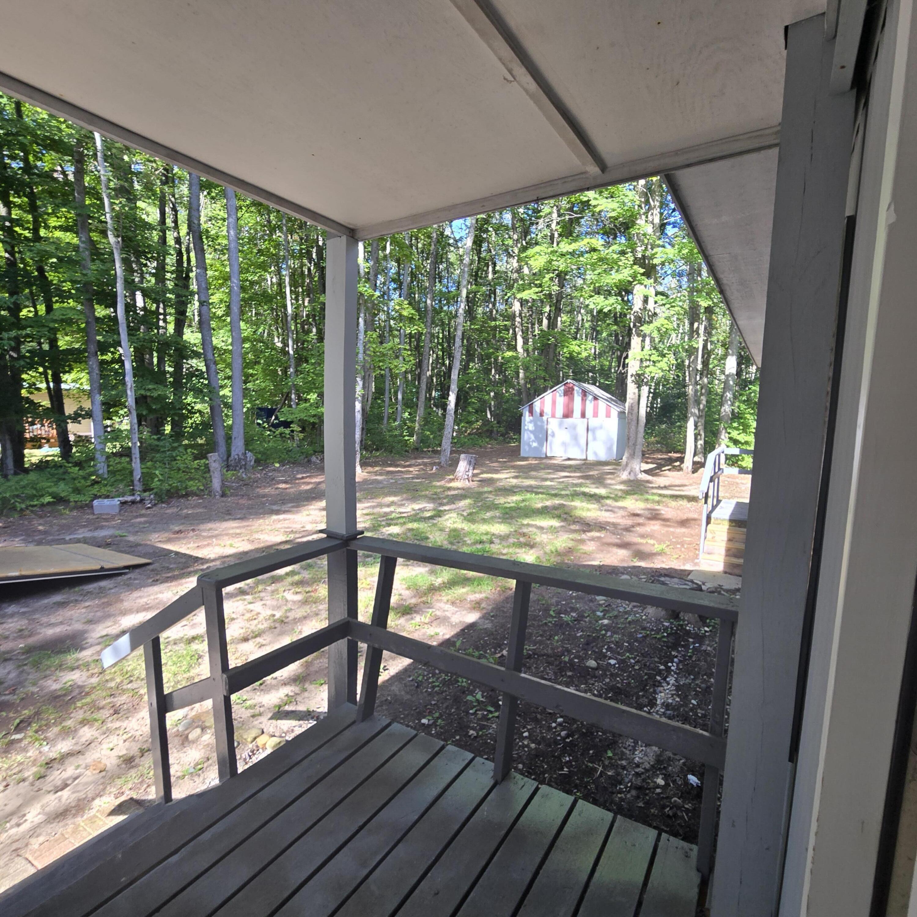 8977 Montrose Drive Property Photo 4
