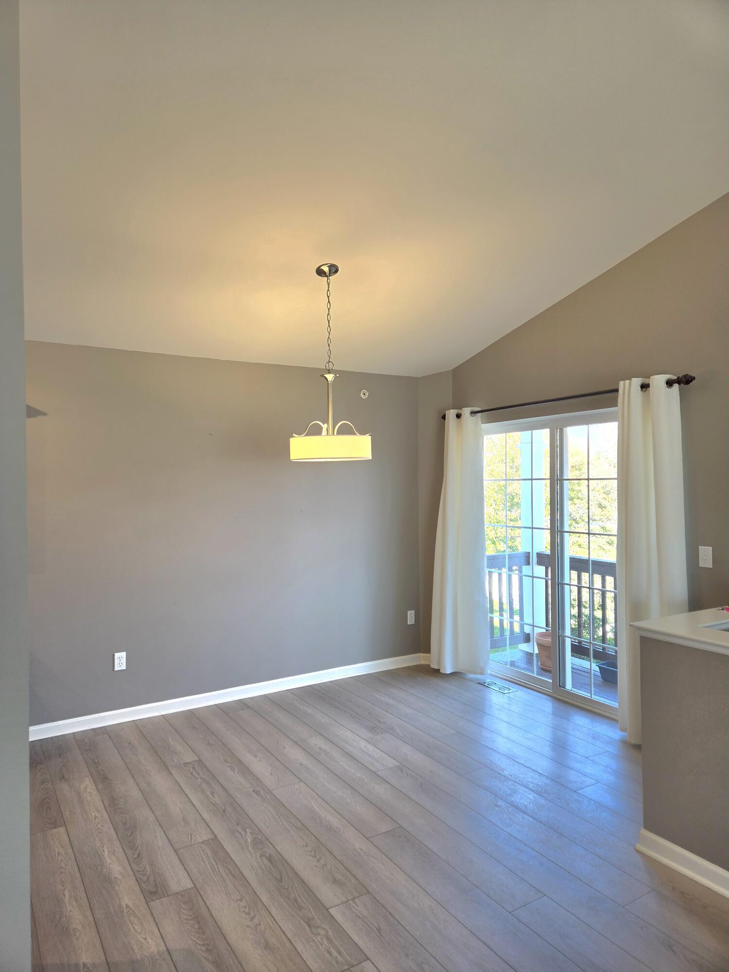404 Riversedge Drive Property Photo 21