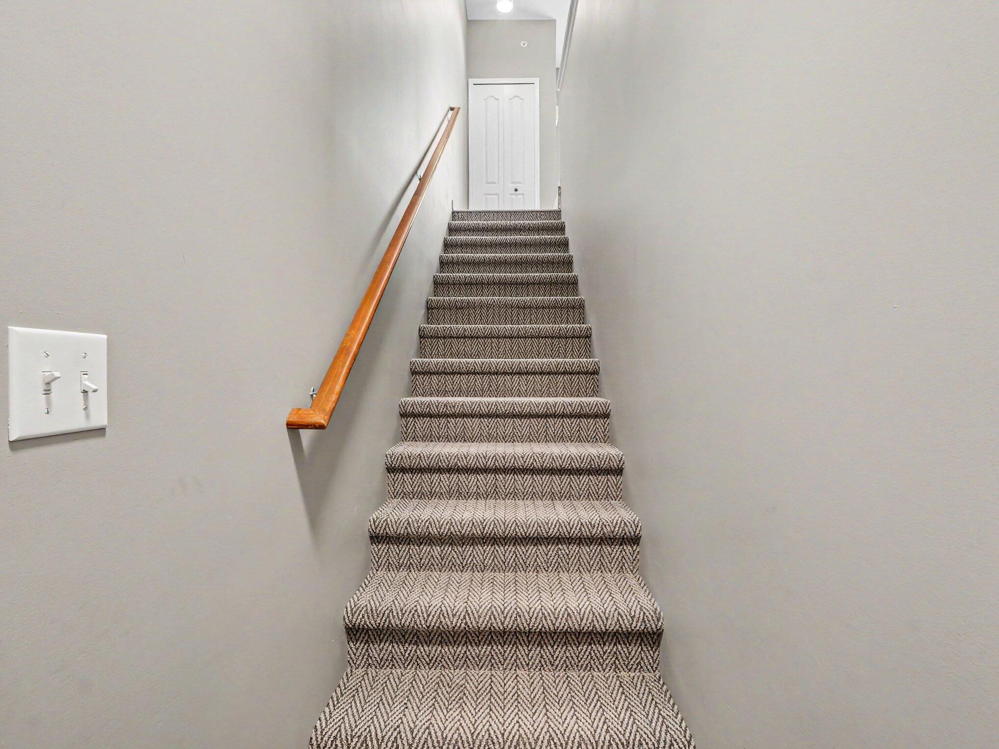 404 Riversedge Drive Property Photo 26