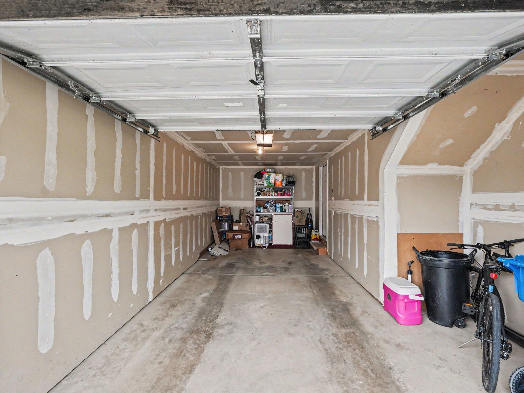 404 Riversedge Drive Property Photo 28