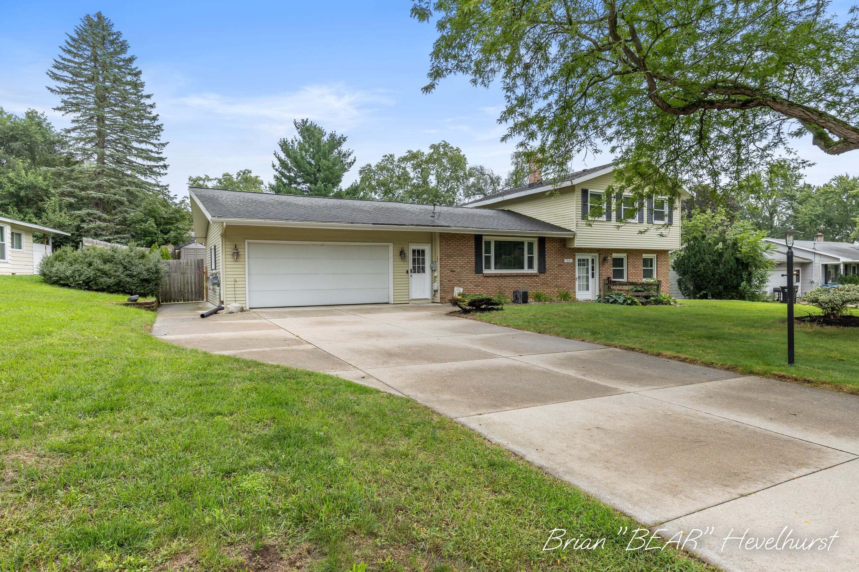 7984 Ronson Avenue Property Photo 1