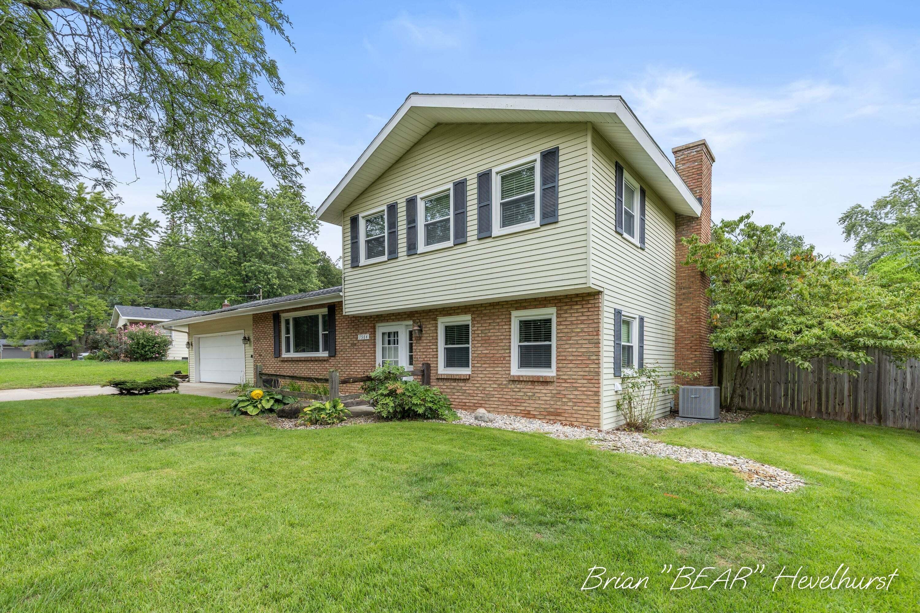 7984 Ronson Avenue Property Photo 2