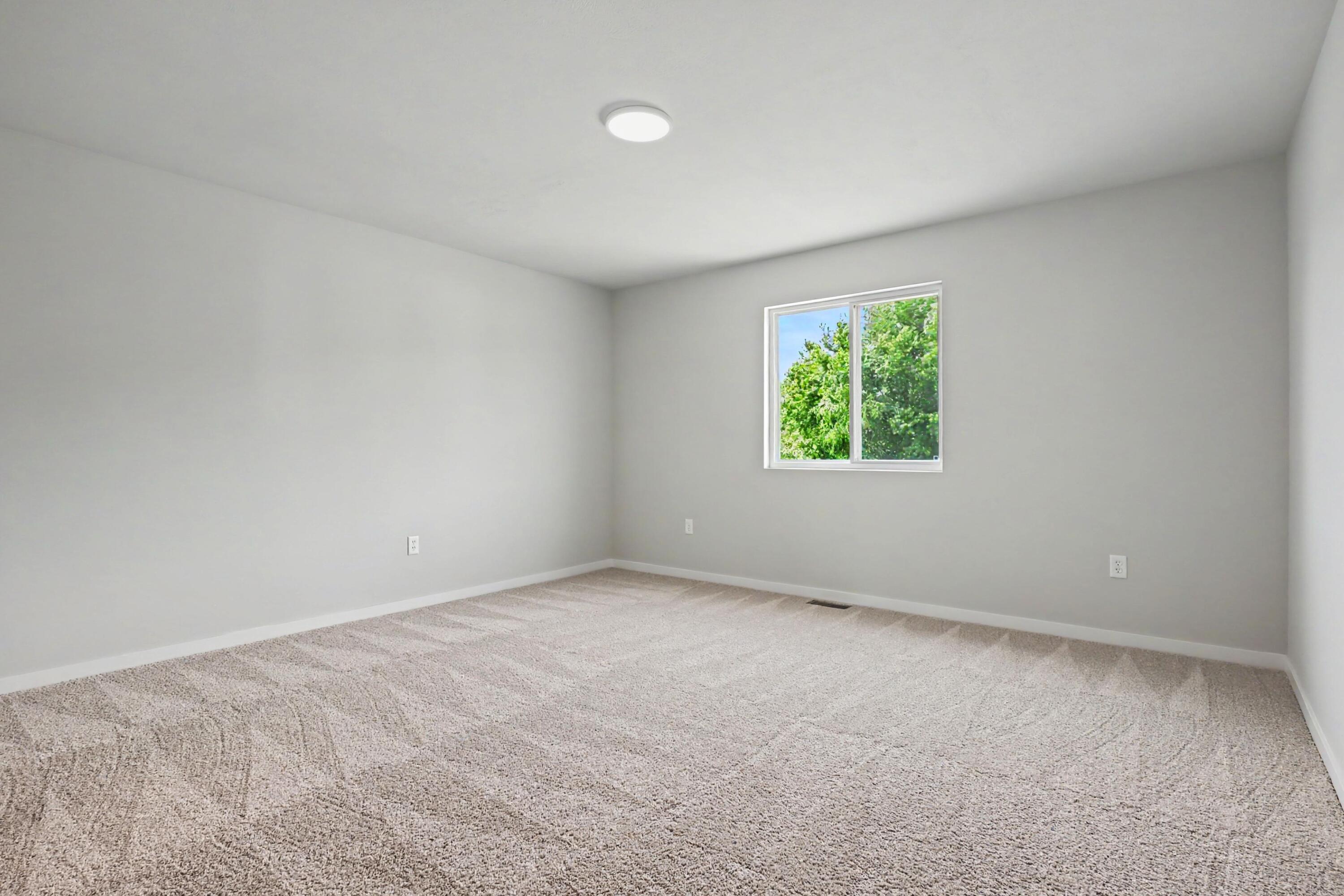 910 Valley View Court Property Photo 7