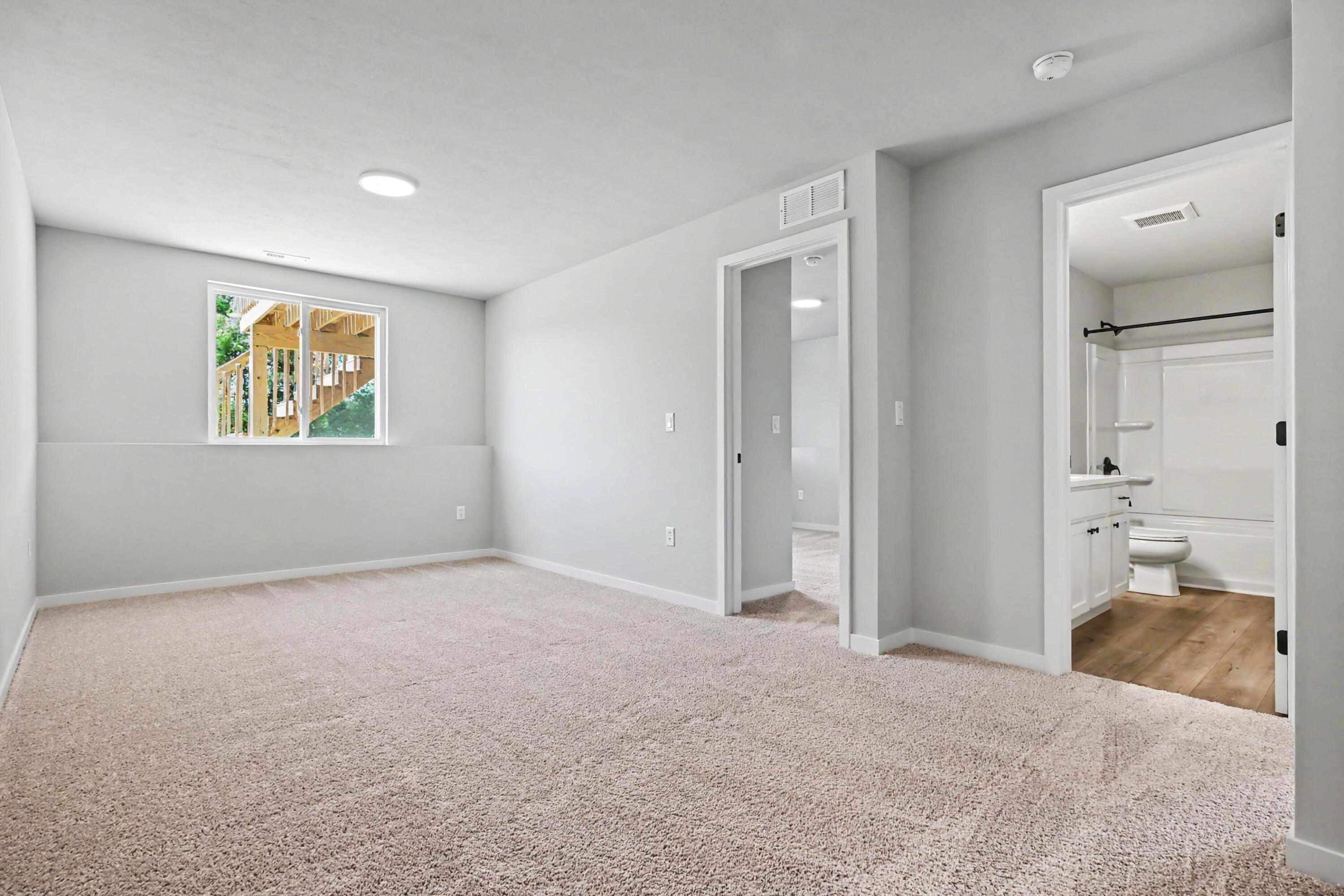 910 Valley View Court Property Photo 13