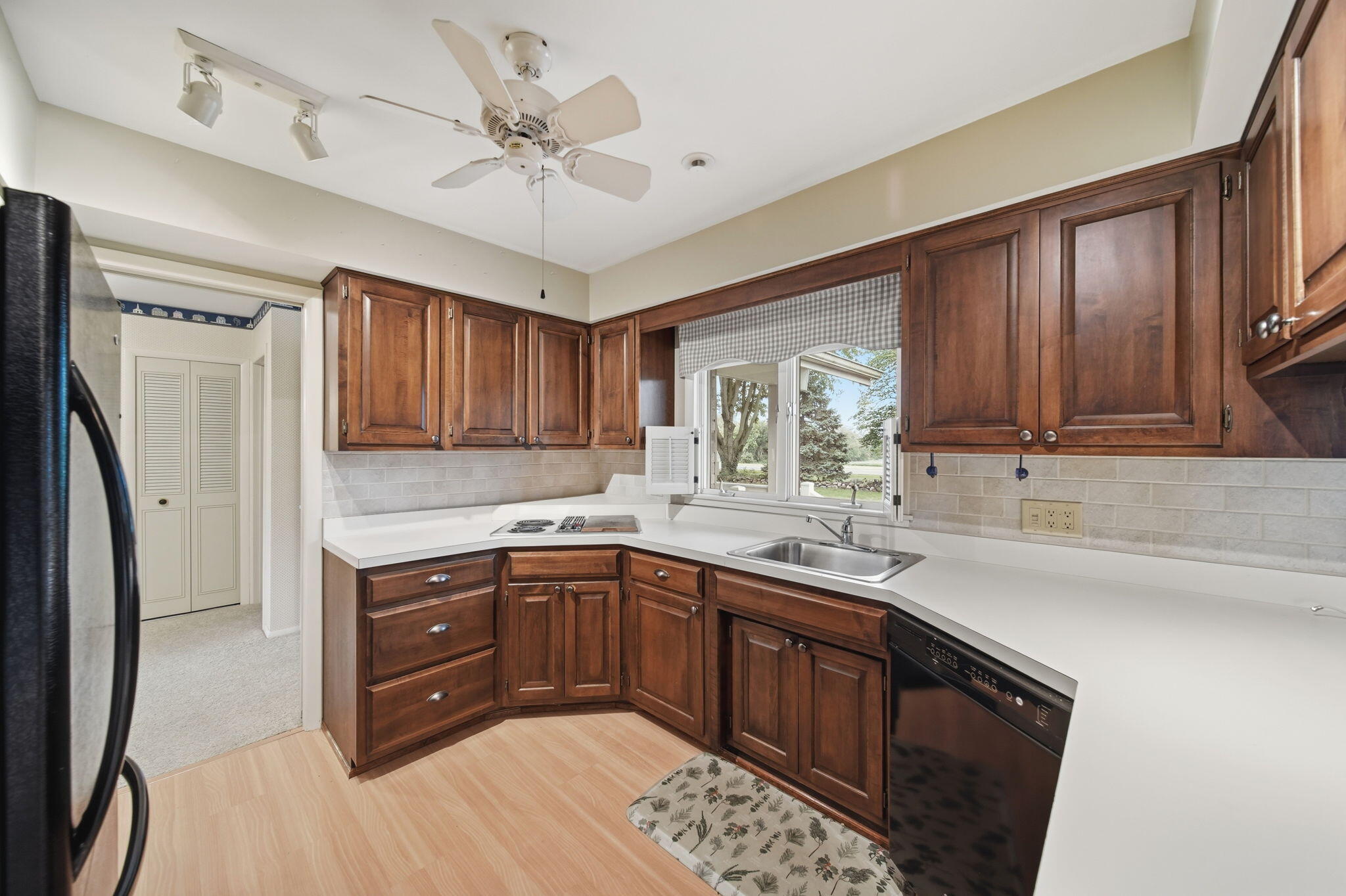 11625 Ridge Highway Property Photo 4