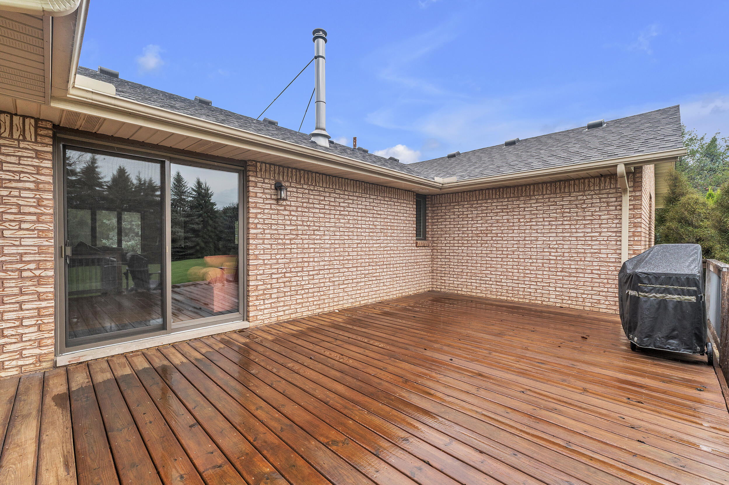 9083 Warner Road Property Photo 11