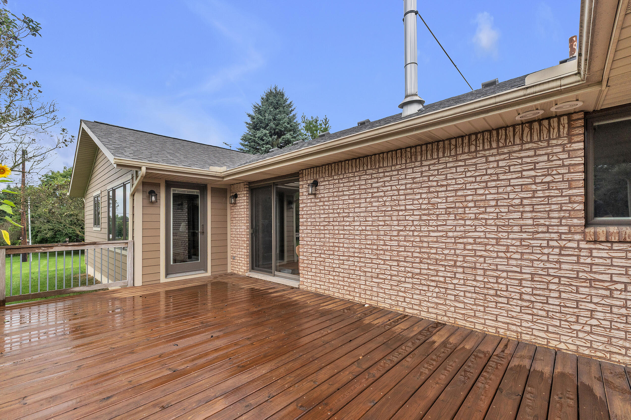 9083 Warner Road Property Photo 13