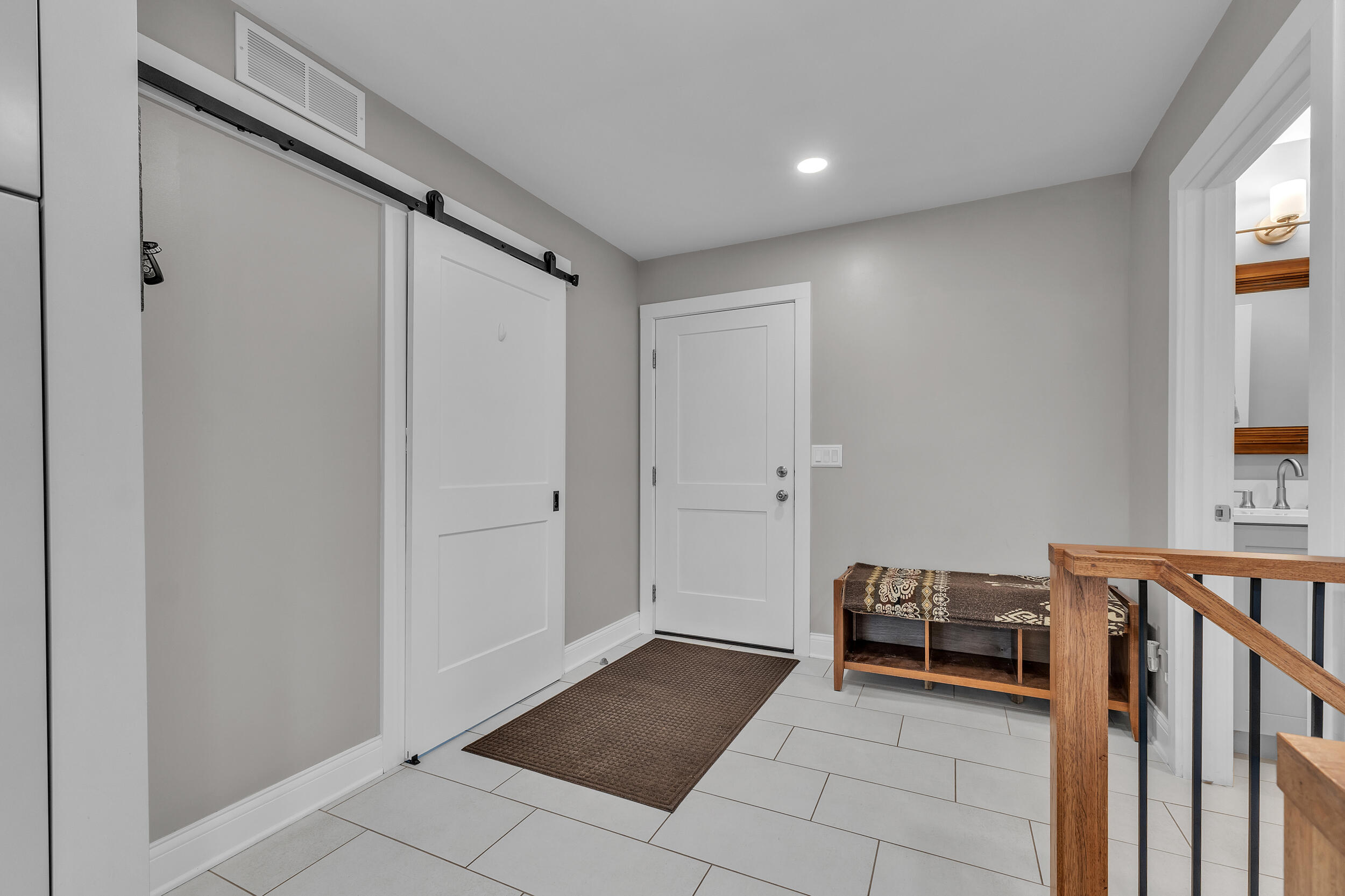 9083 Warner Road Property Photo 25