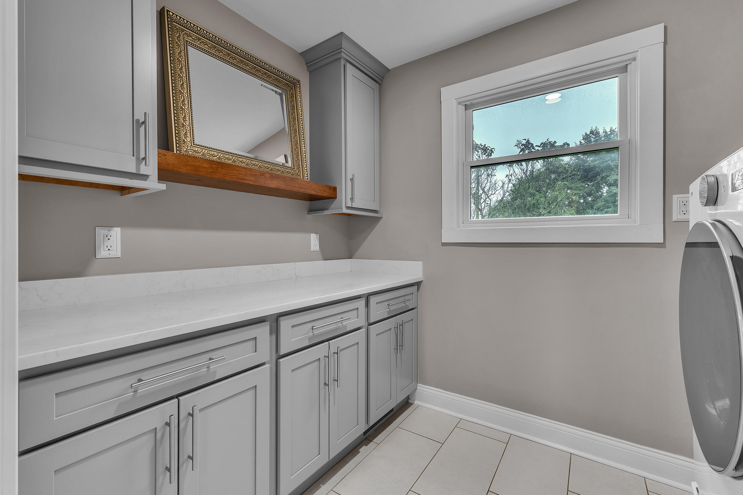 9083 Warner Road Property Photo 26