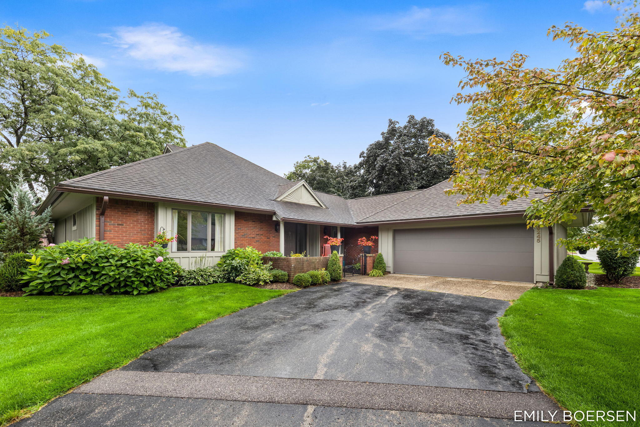 6245 Heathmoor Court Se Property Photo 1