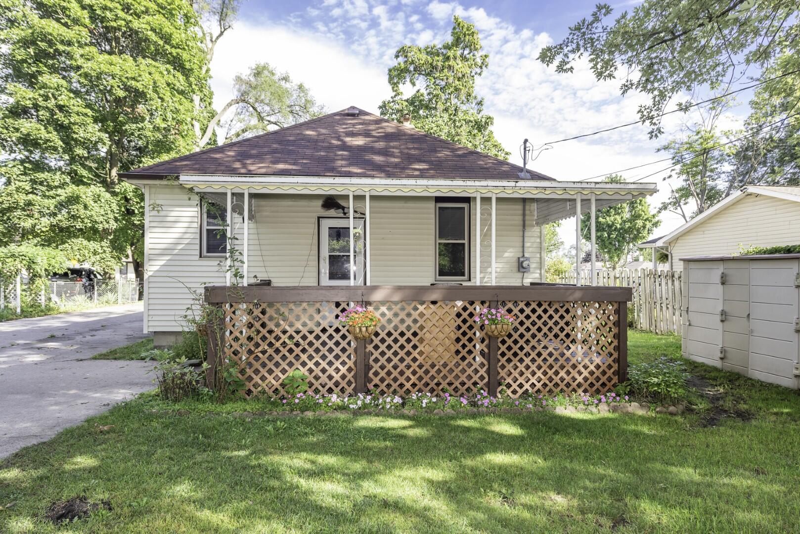 938 Parkwood Avenue Property Photo 8