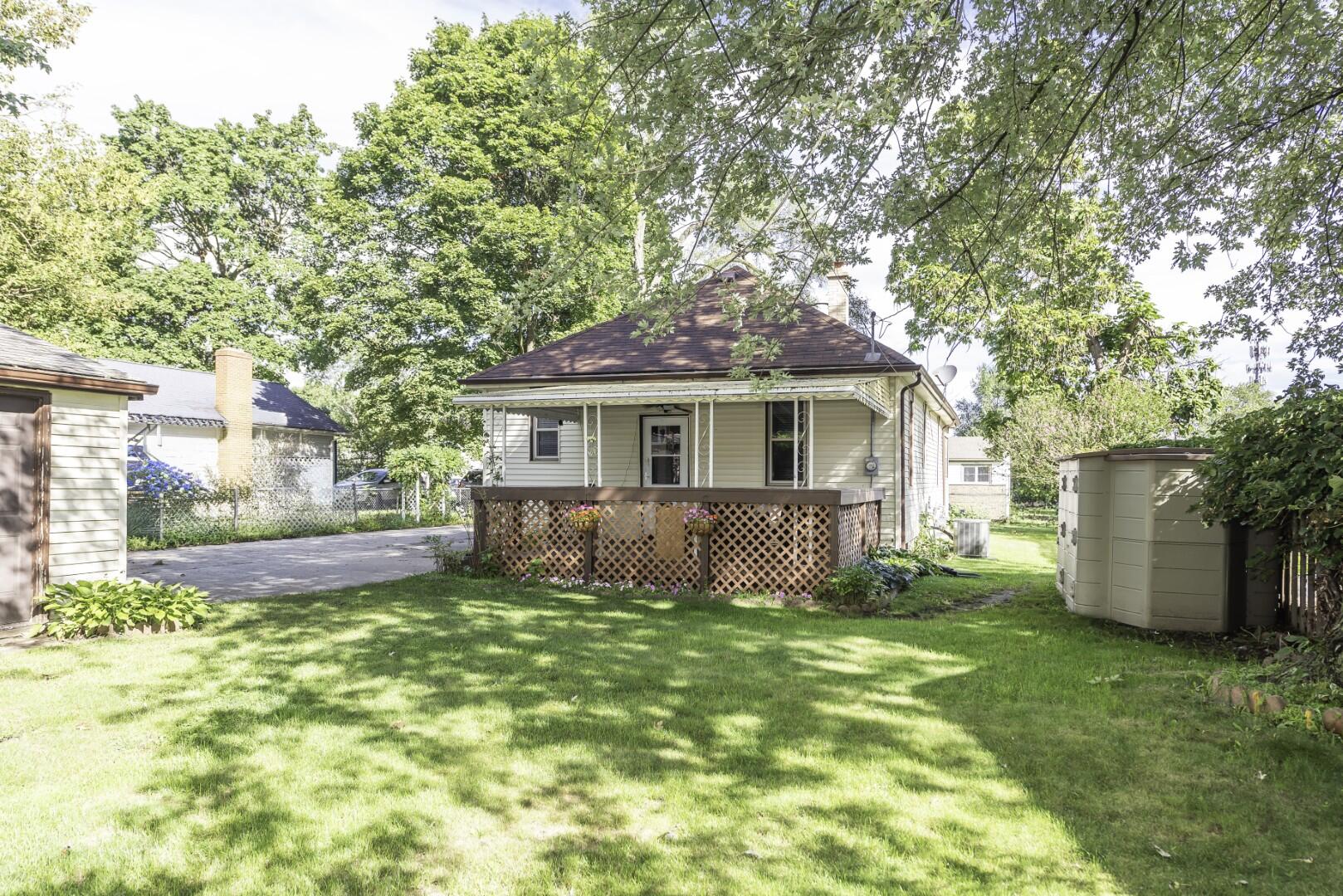 938 Parkwood Avenue Property Photo 9