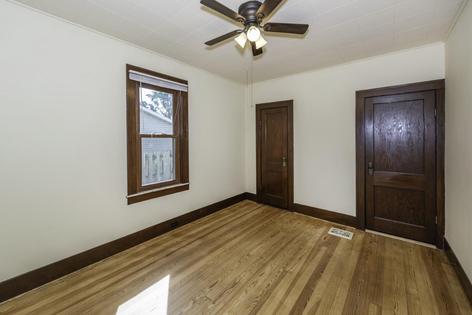 938 Parkwood Avenue Property Photo 31