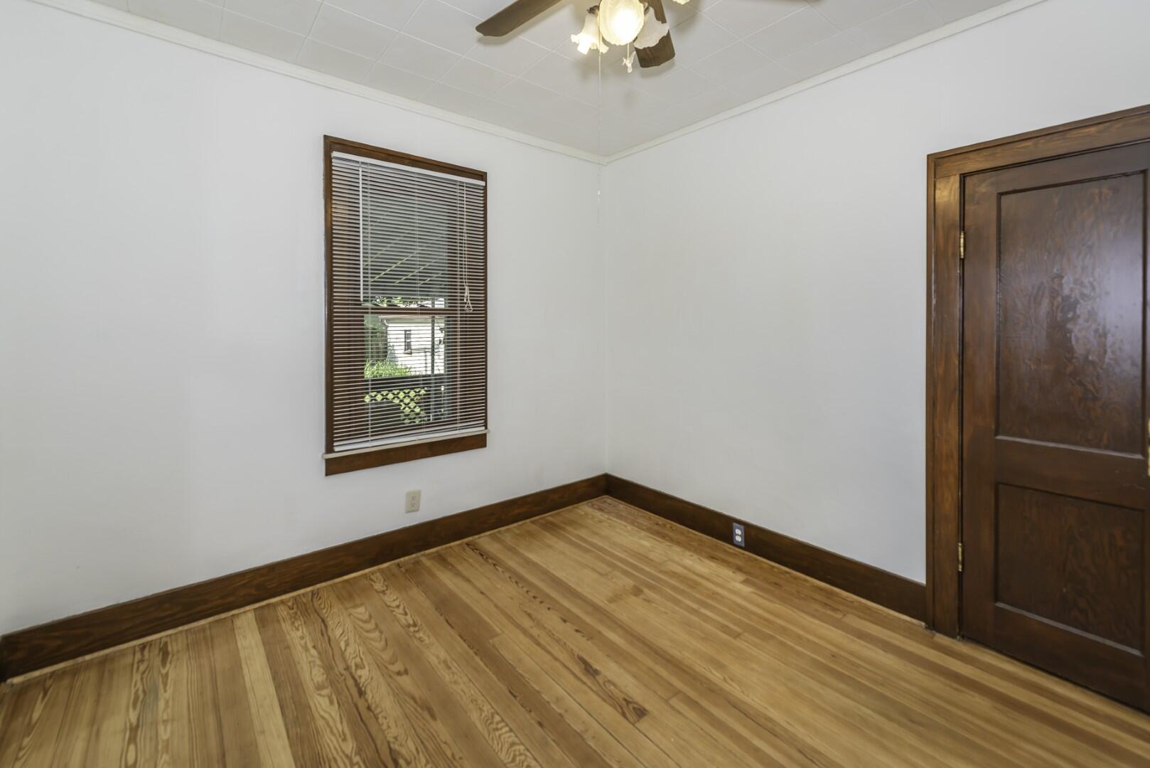 938 Parkwood Avenue Property Photo 35