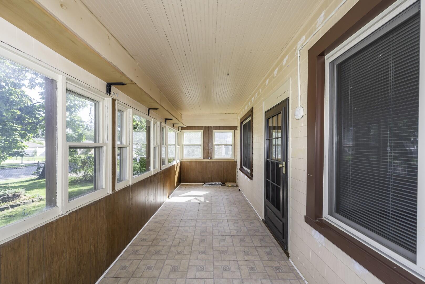 938 Parkwood Avenue Property Photo 40