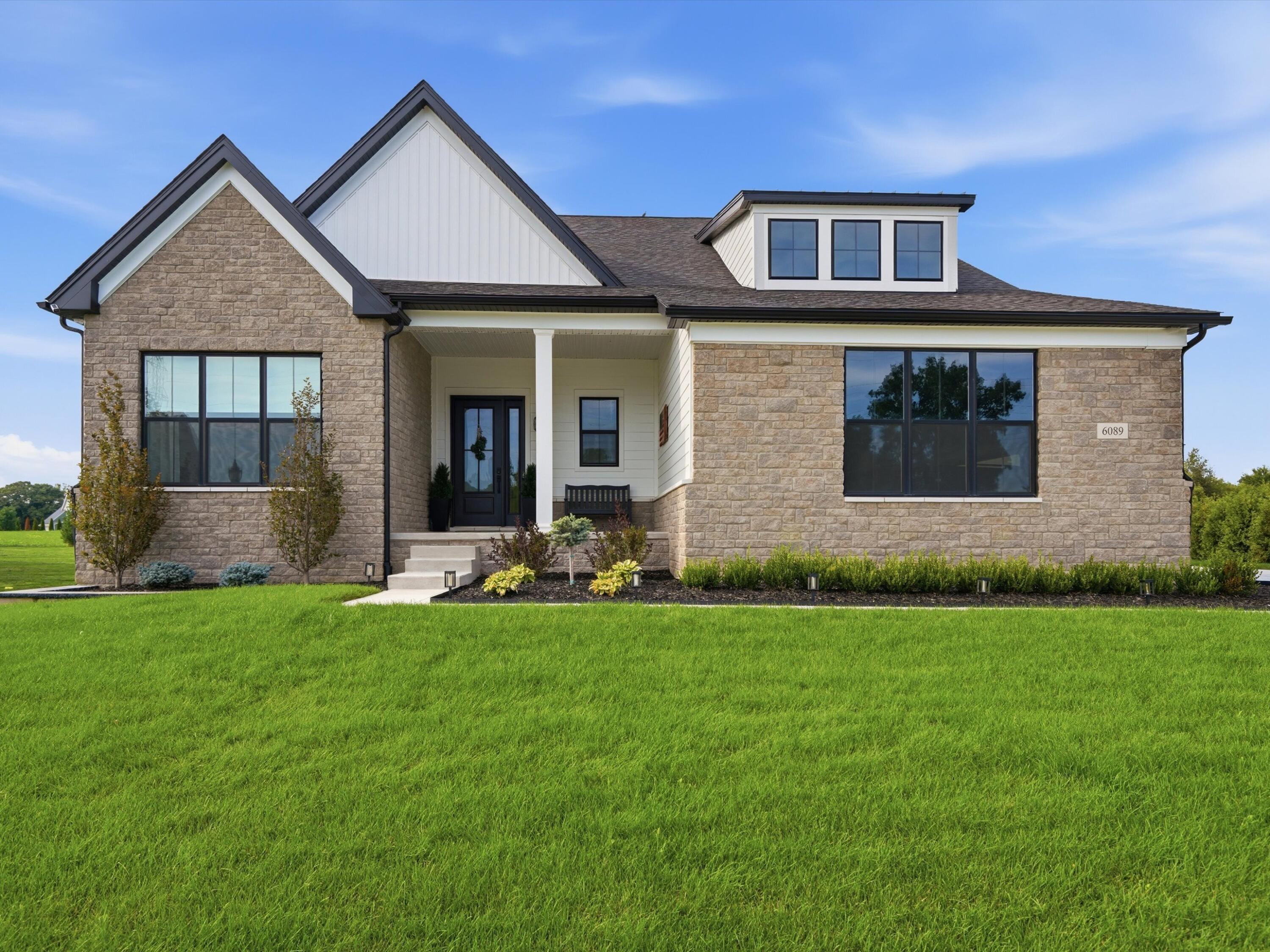 6089 Lincolnshire Drive Property Photo 1