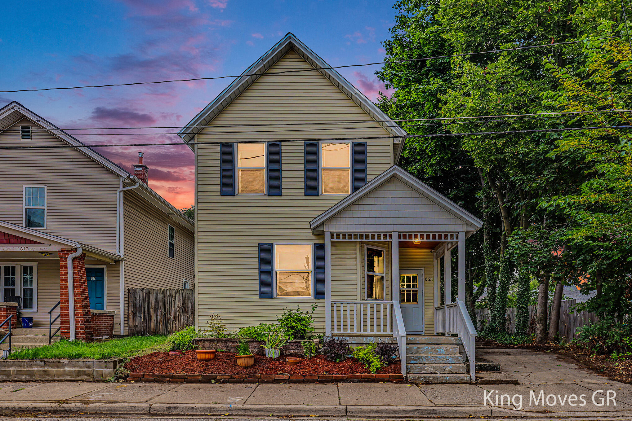 621 Davis Avenue Nw Property Photo 1