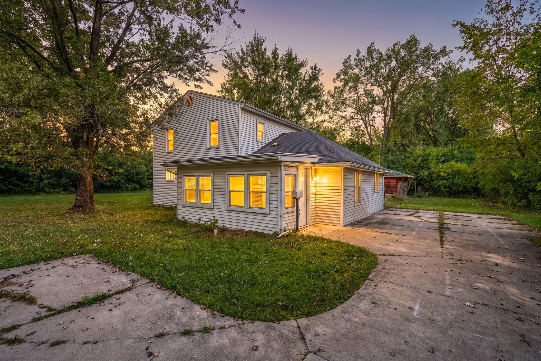 43650 Ecorse Road Property Photo 1