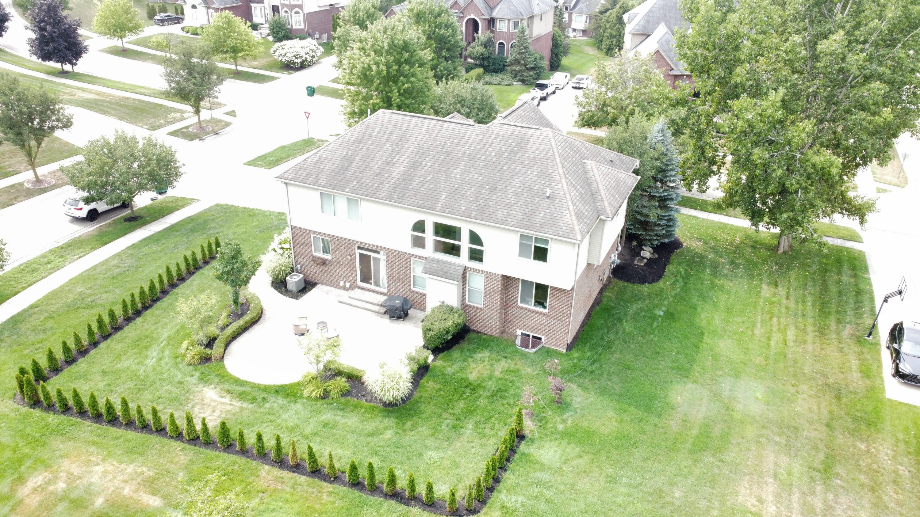 5120 Parkgate Drive Property Photo 3