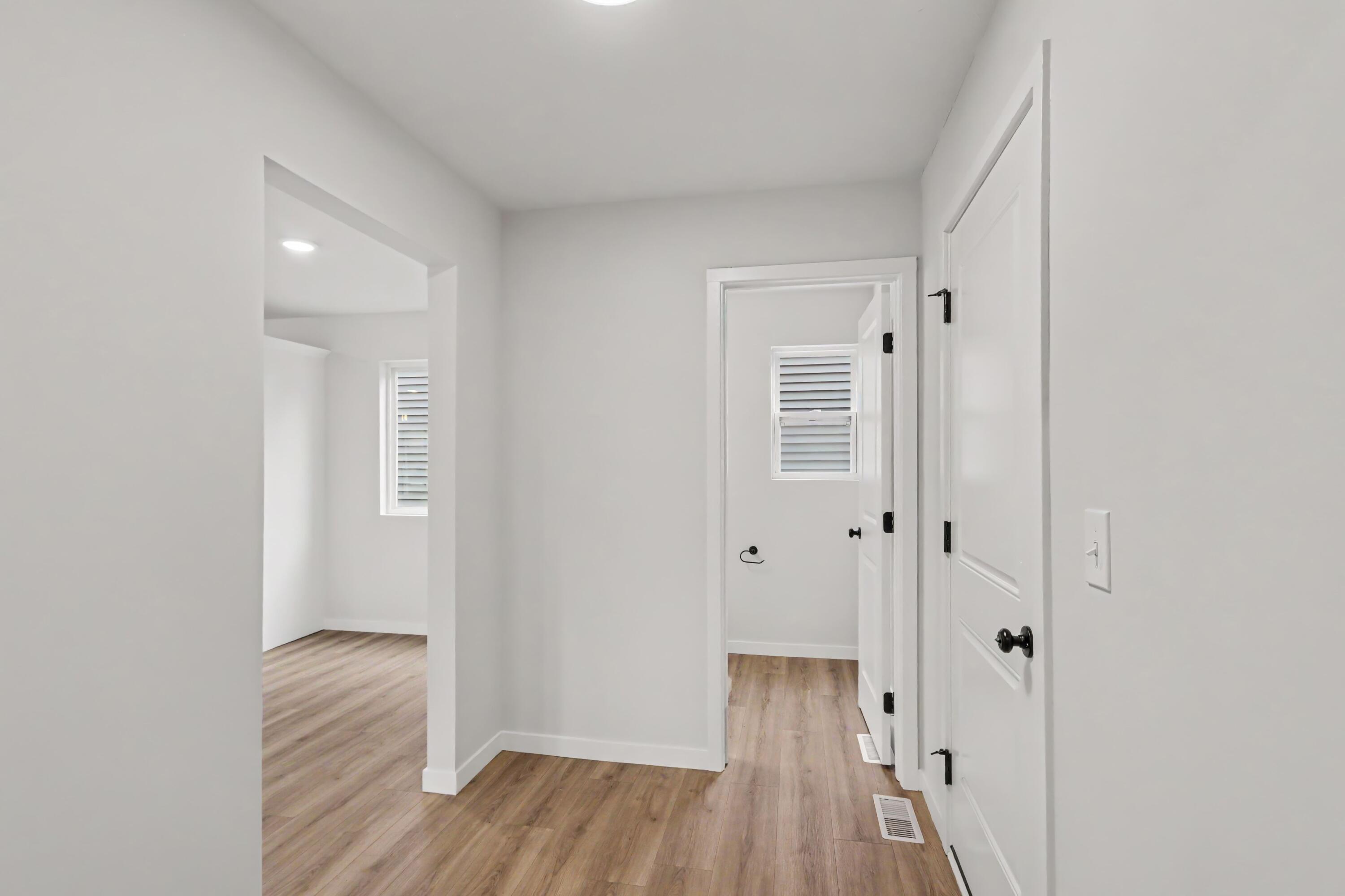 344 N Sherman Street Property Photo 6