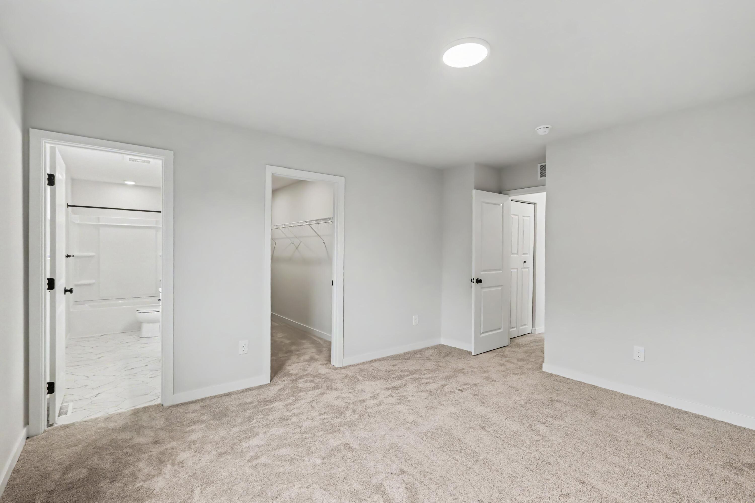 344 N Sherman Street Property Photo 9