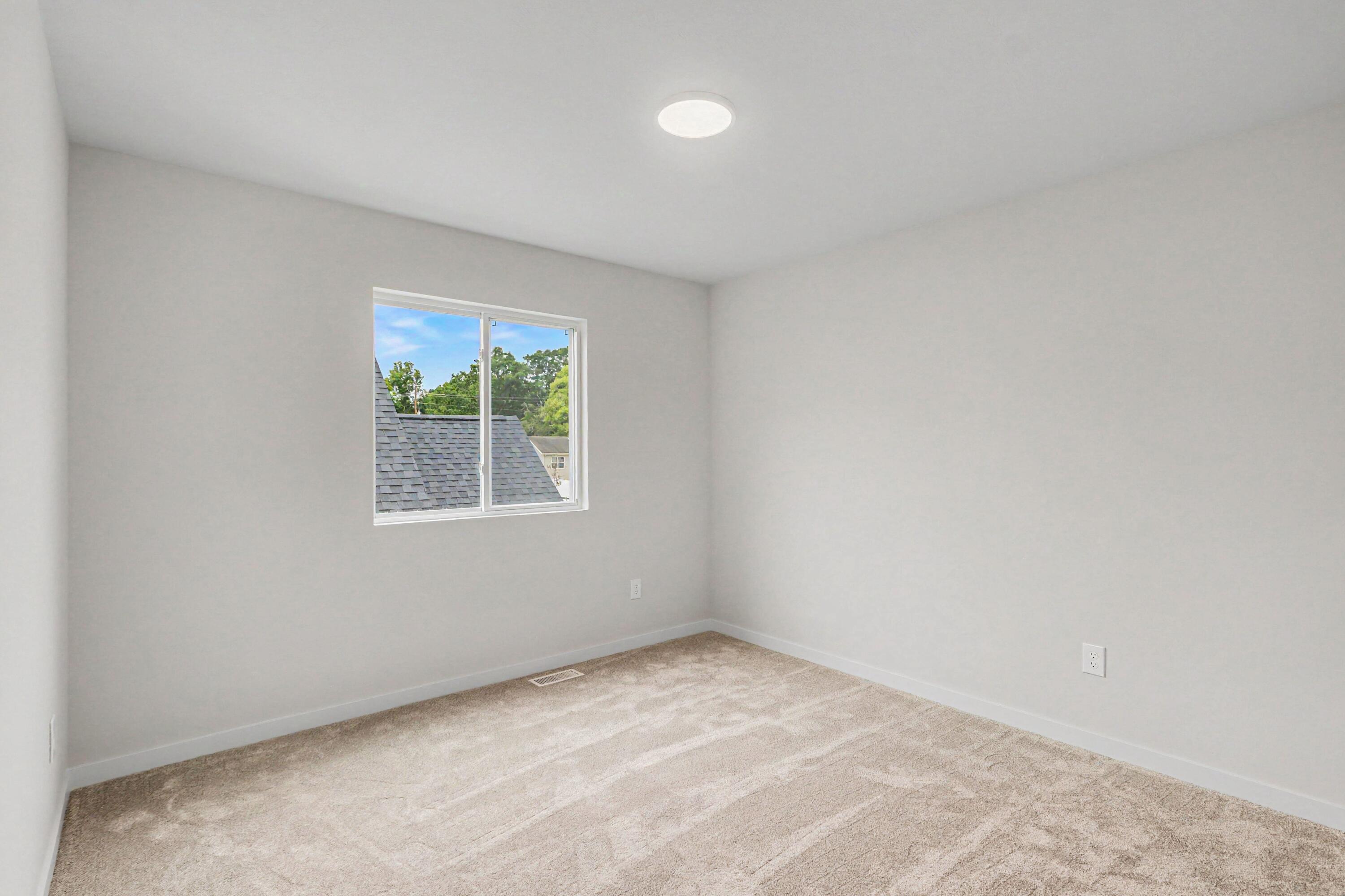 344 N Sherman Street Property Photo 12
