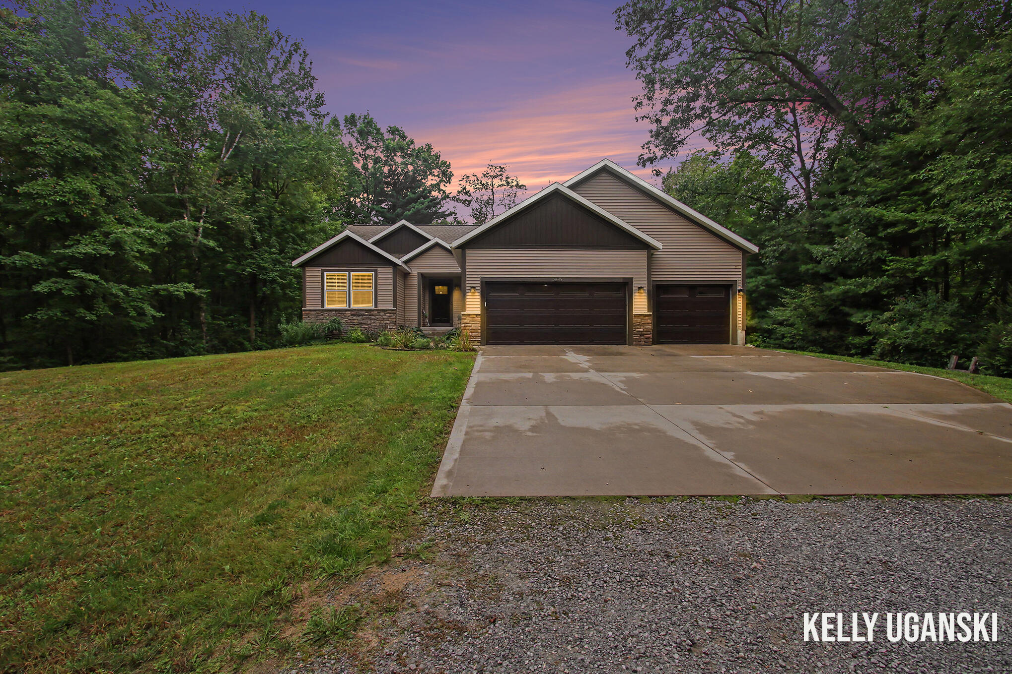 5445 Stringer Road Property Photo 2