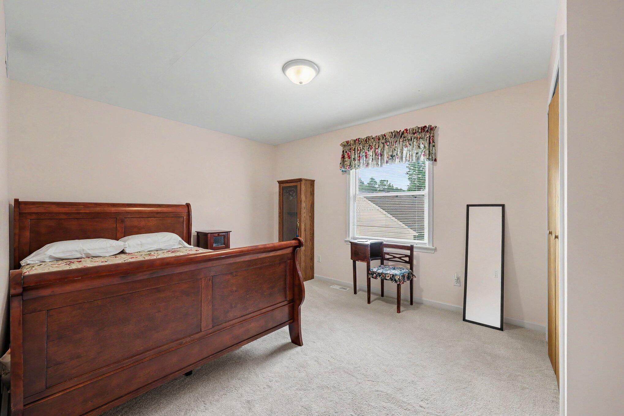 12103 N Territorial Road Property Photo 19