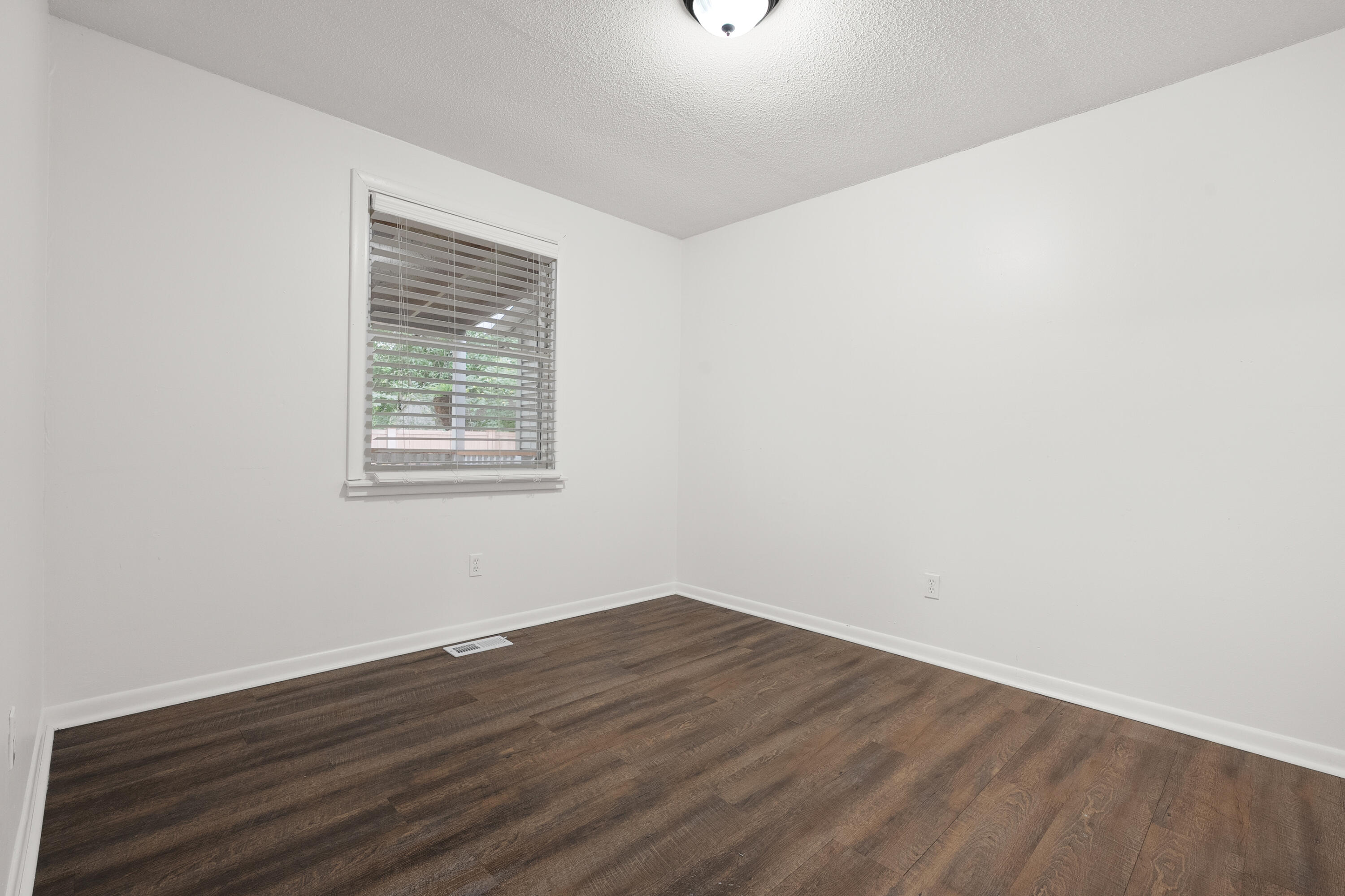 144 Floral Avenue Property Photo 16