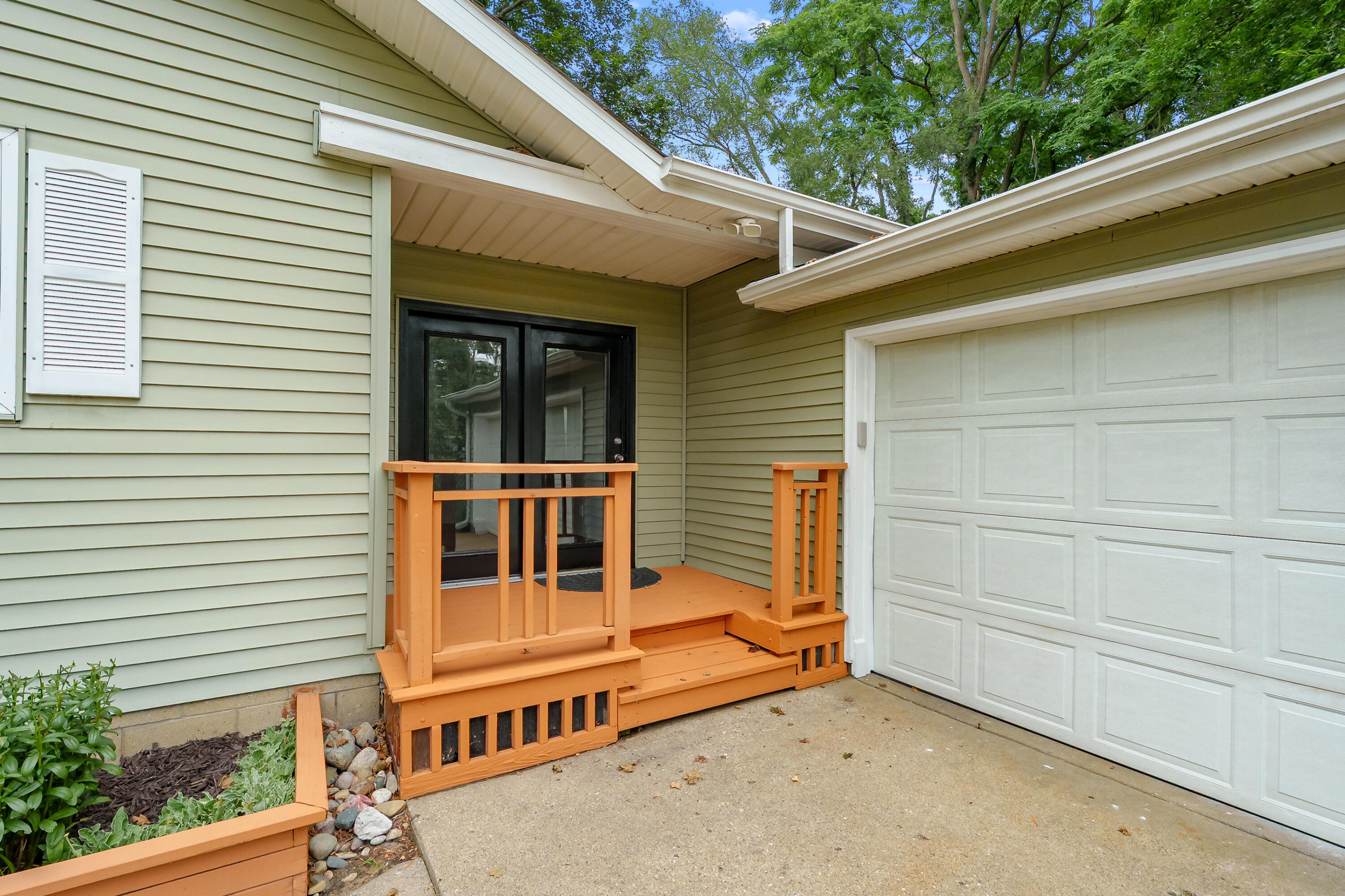 144 Floral Avenue Property Photo 24