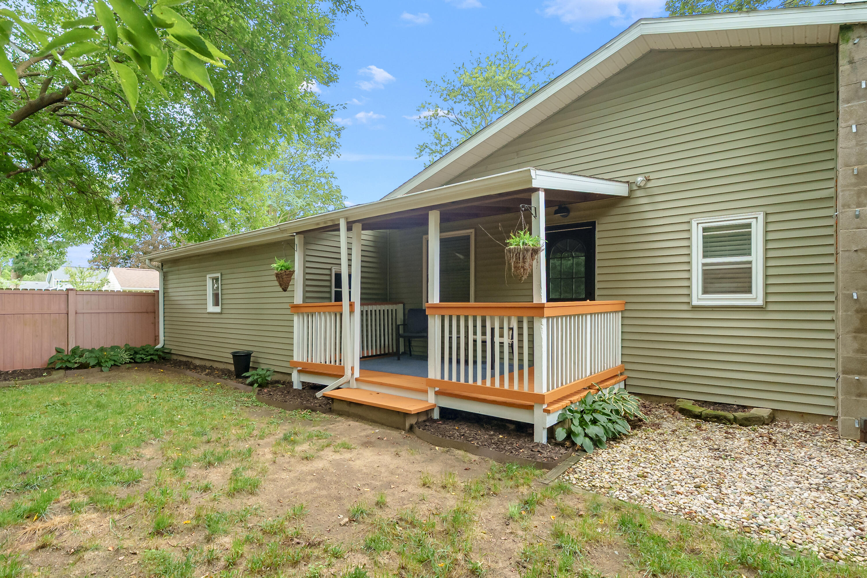 144 Floral Avenue Property Photo 28